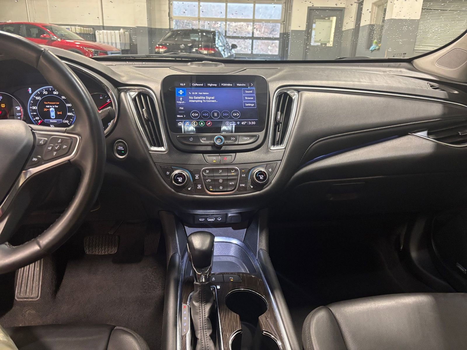 Thumbnail: 2024 Chevrolet Malibu - 21