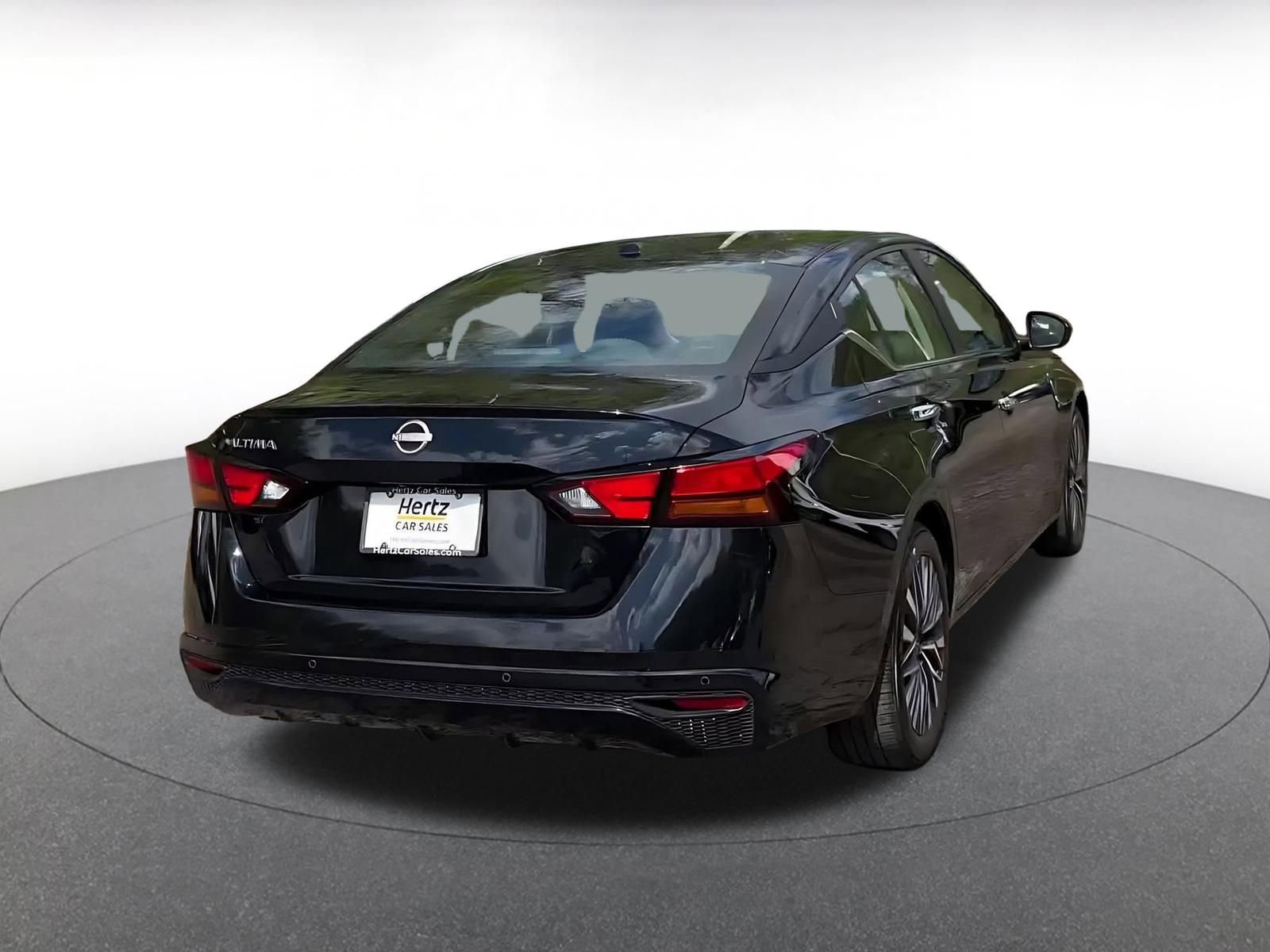 Thumbnail: 2025 Nissan Altima - 15