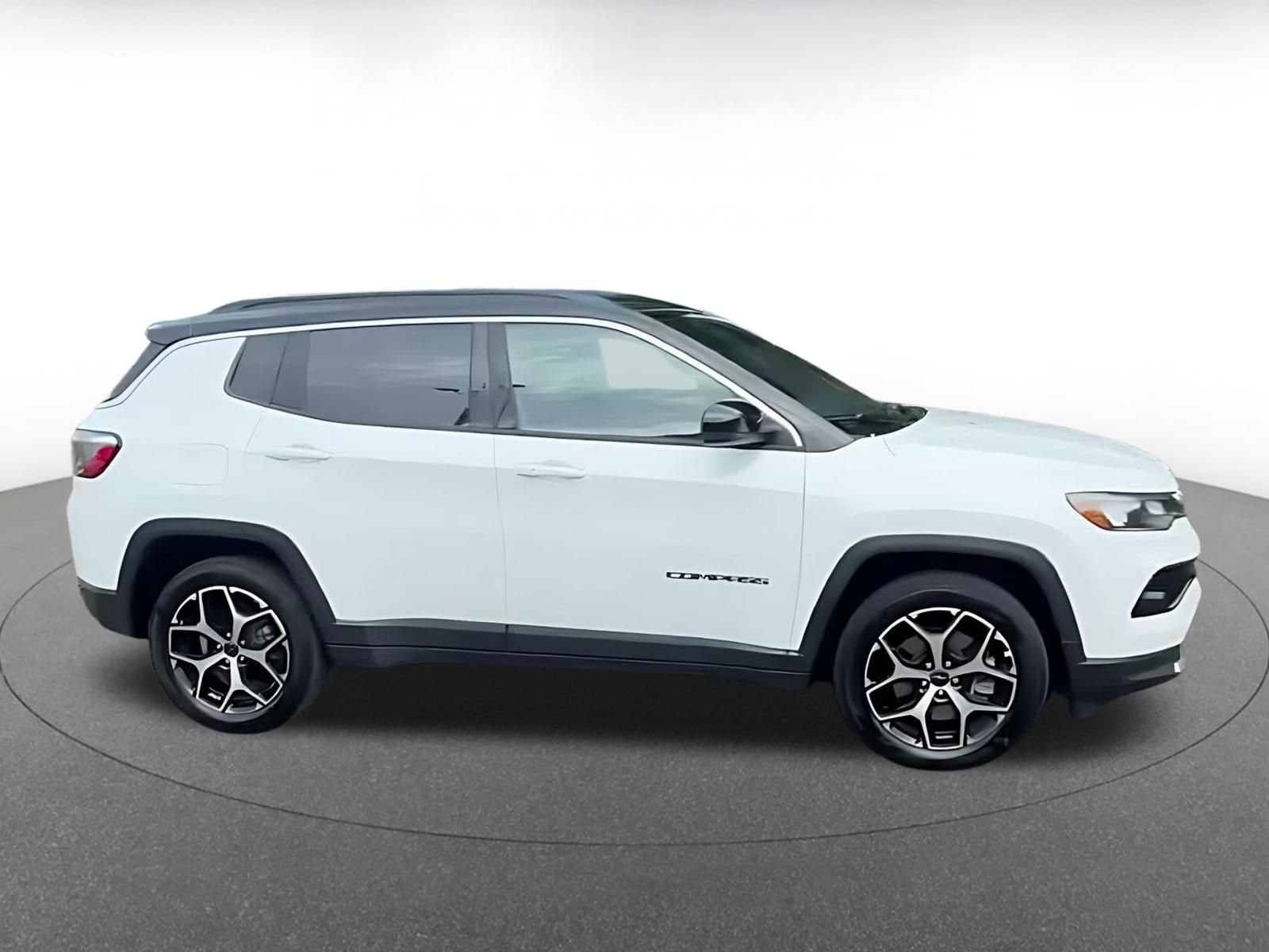 Thumbnail: 2025 Jeep Compass - 15