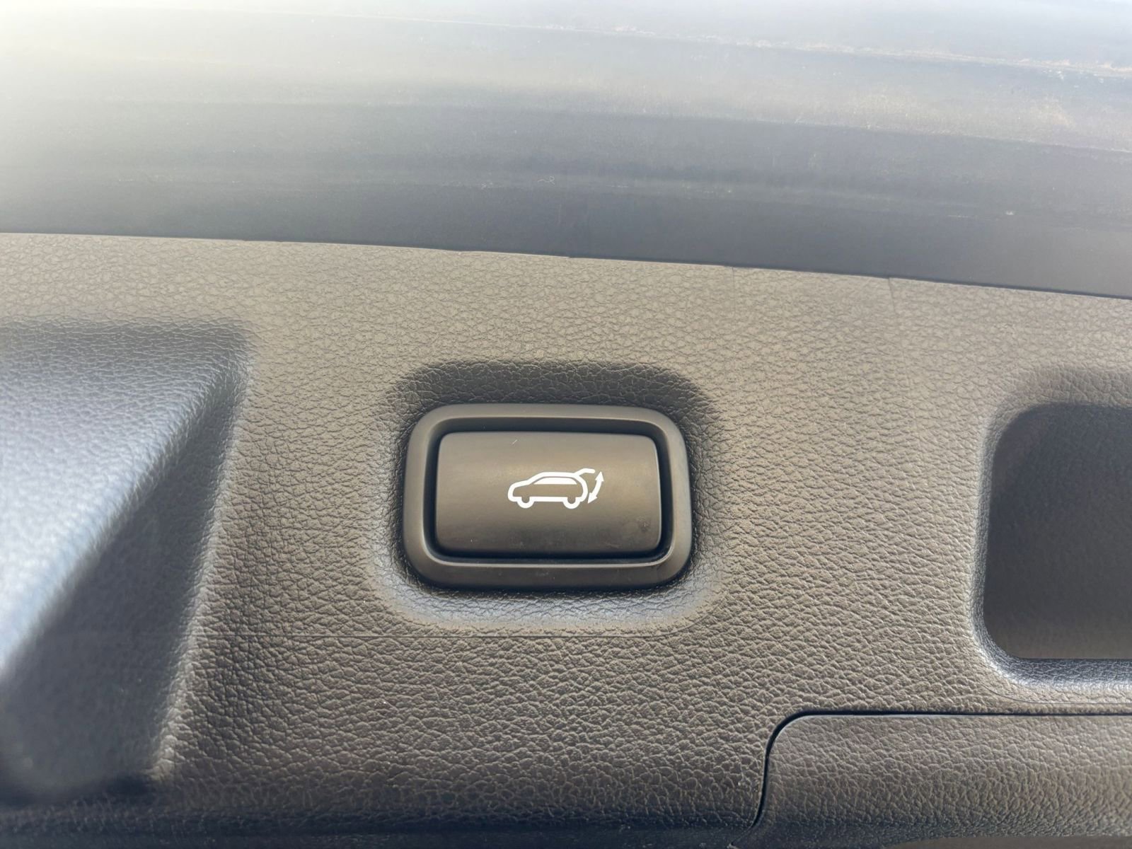 Thumbnail: 2023 Hyundai Santa Fe - 23