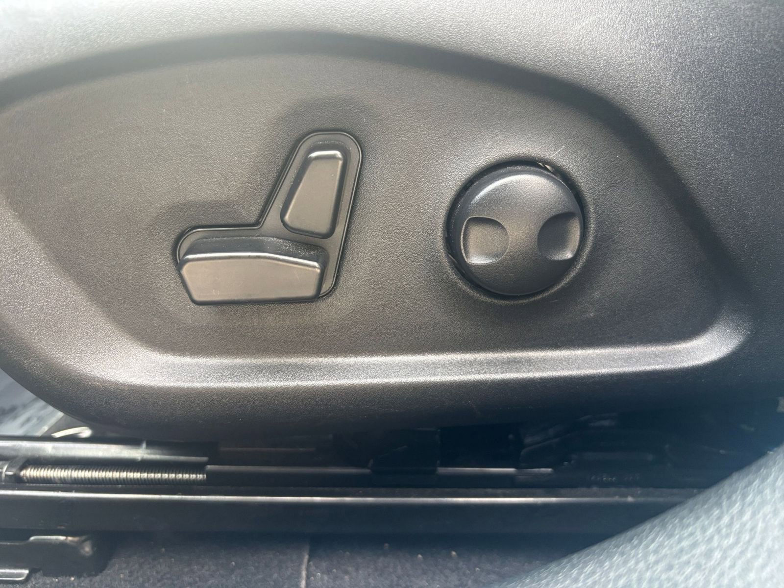 Thumbnail: 2025 Jeep Compass - 22