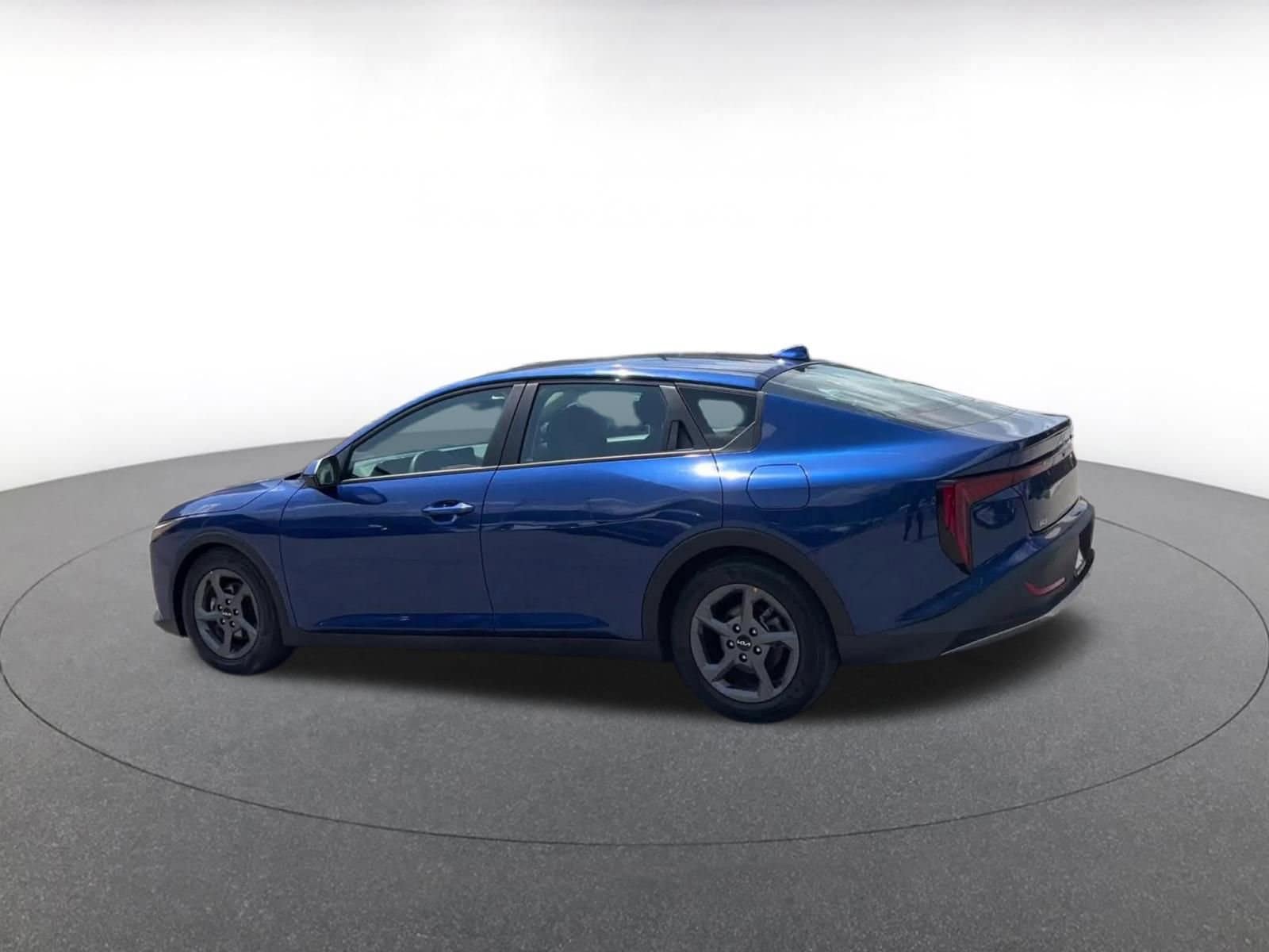 Thumbnail: 2025 Kia K4 - 10