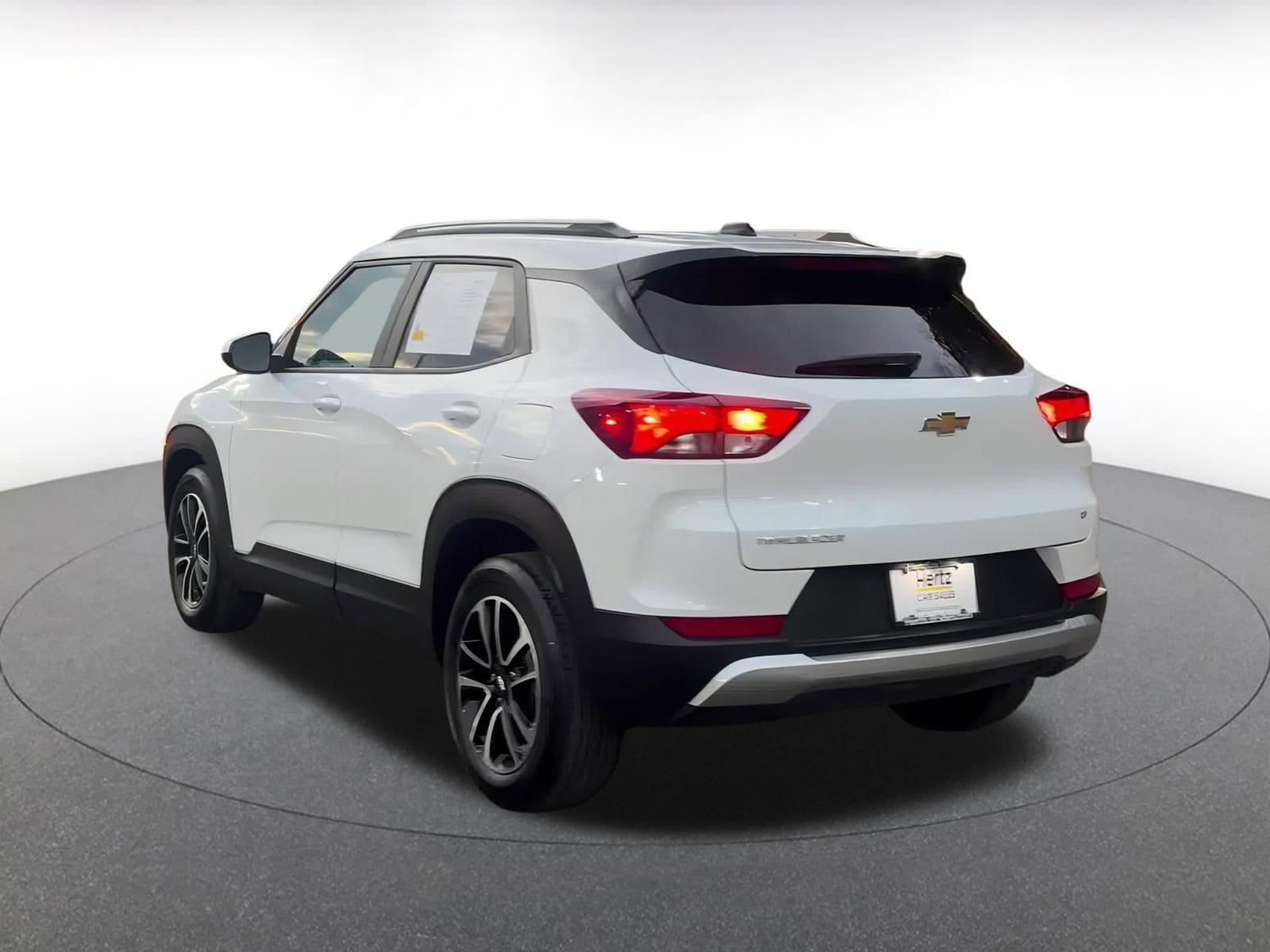 Thumbnail: 2025 Chevrolet TrailBlazer - 11