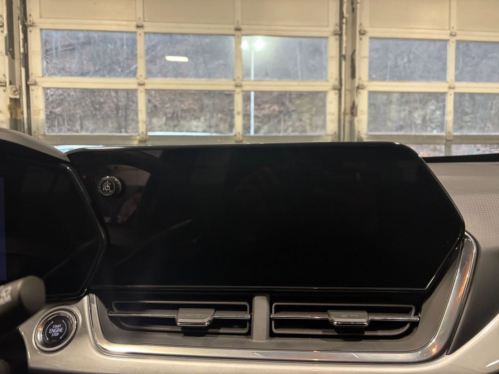 Thumbnail: 2025 Chevrolet Trax - 21