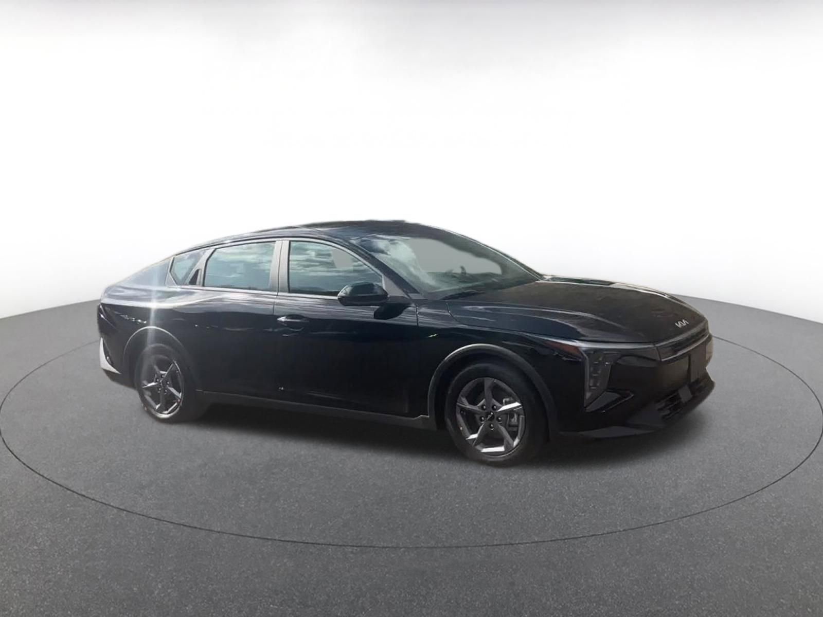 Thumbnail: 2025 Kia K4 - 16