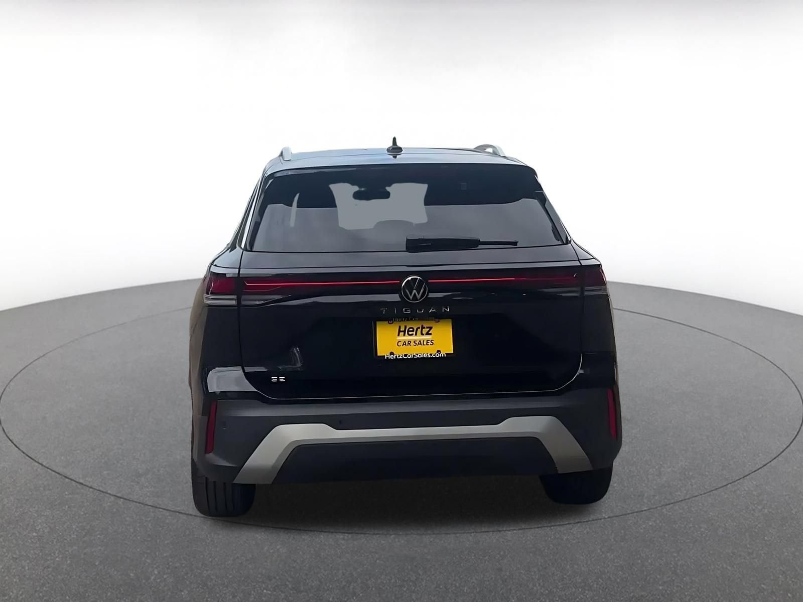 Thumbnail: 2026 Volkswagen Tiguan - 12