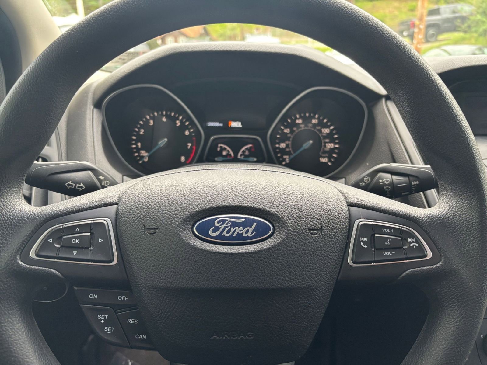 Thumbnail: 2017 Ford Focus - 25