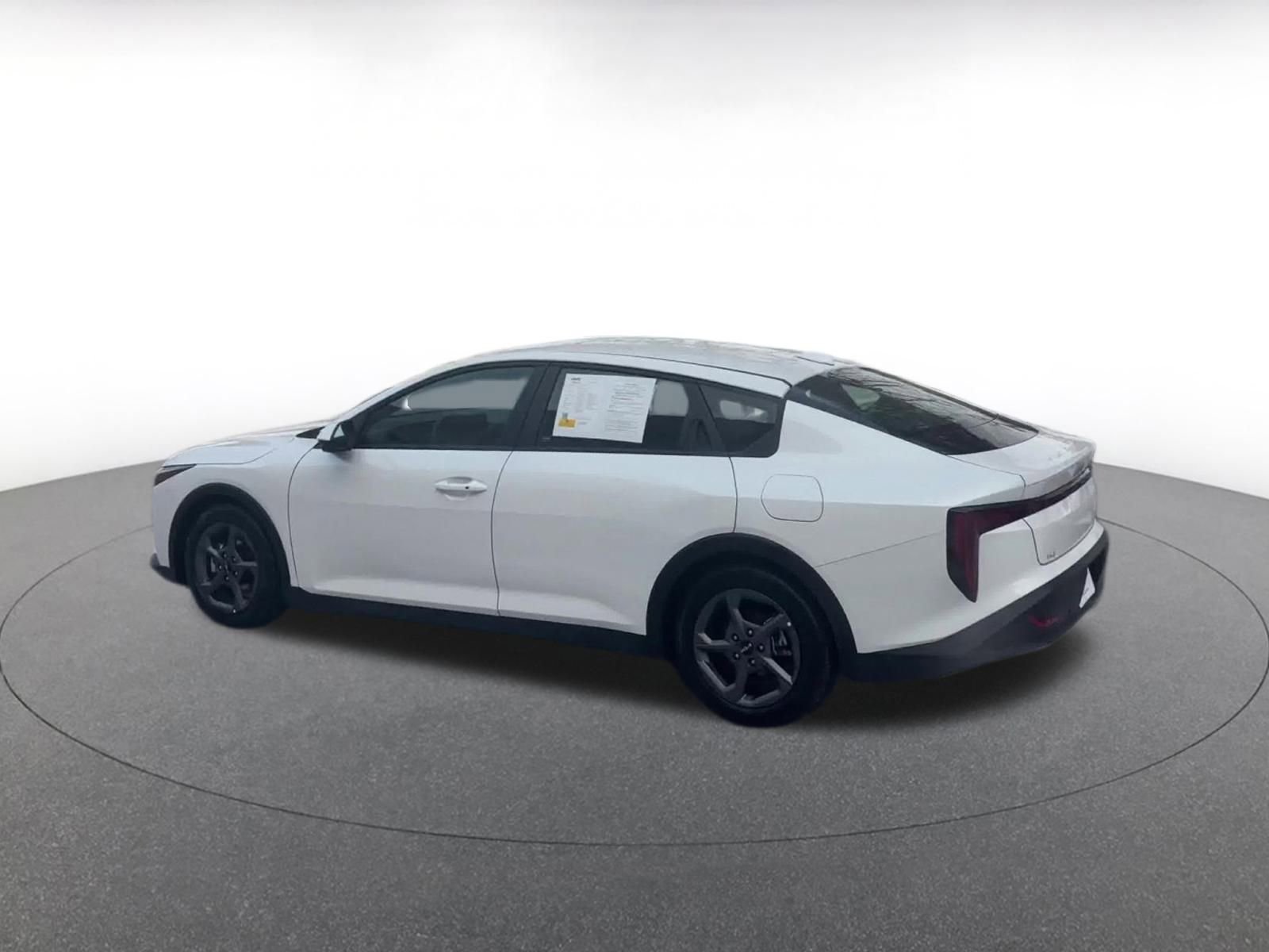 Thumbnail: 2025 Kia K4 - 9