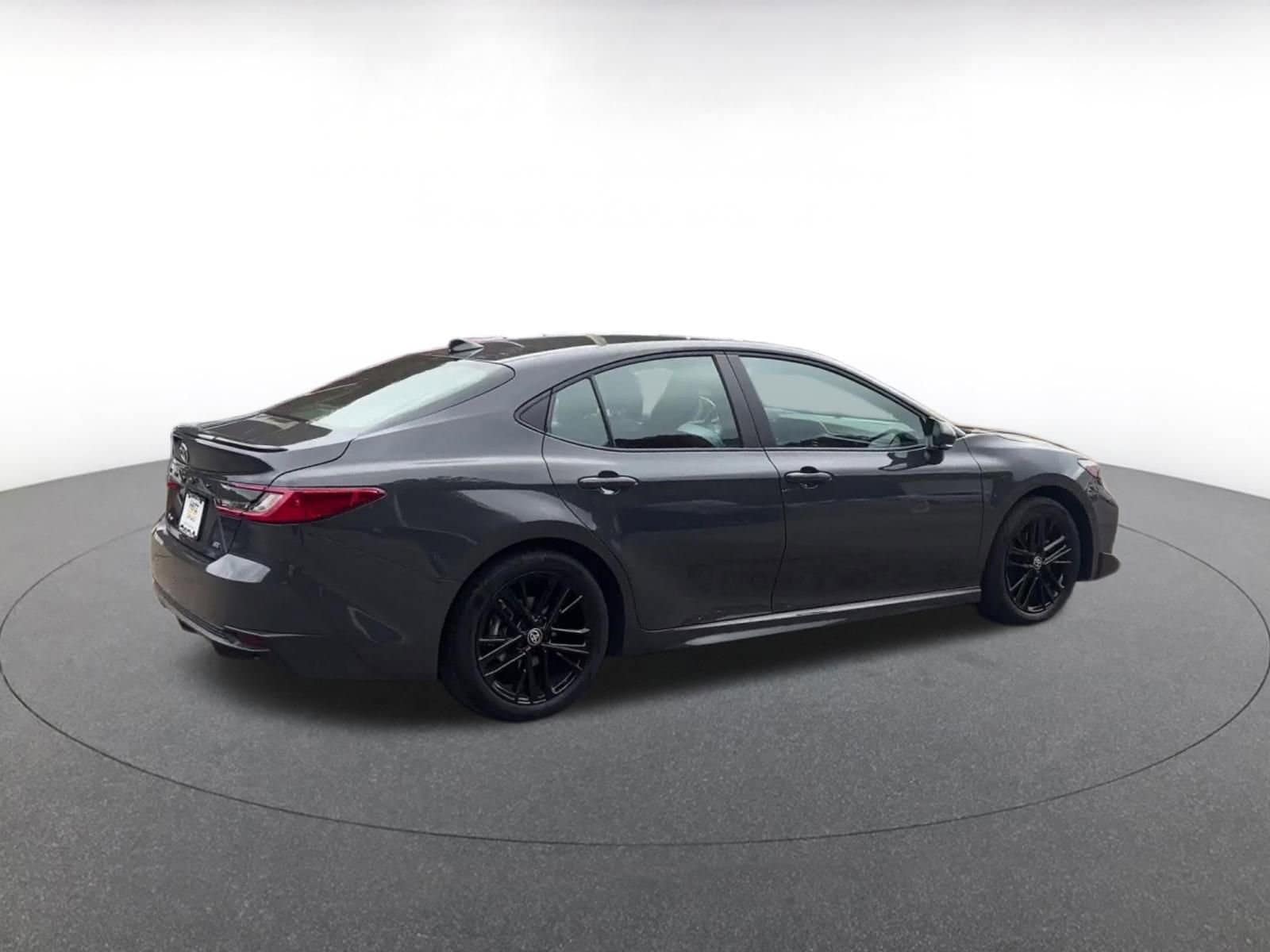 Thumbnail: 2025 Toyota Camry - 15