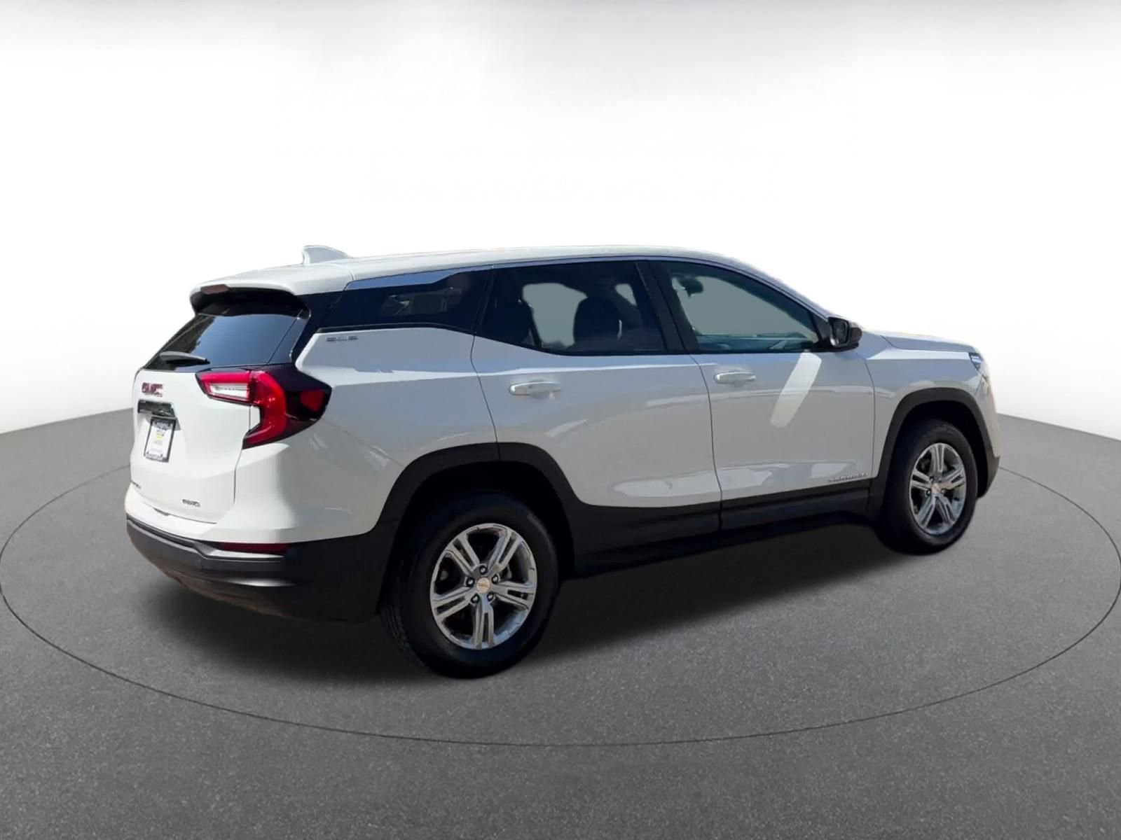Thumbnail: 2024 GMC Terrain - 14
