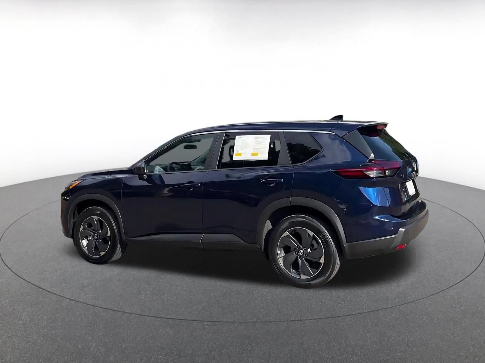 Thumbnail: 2025 Nissan Rogue - 10