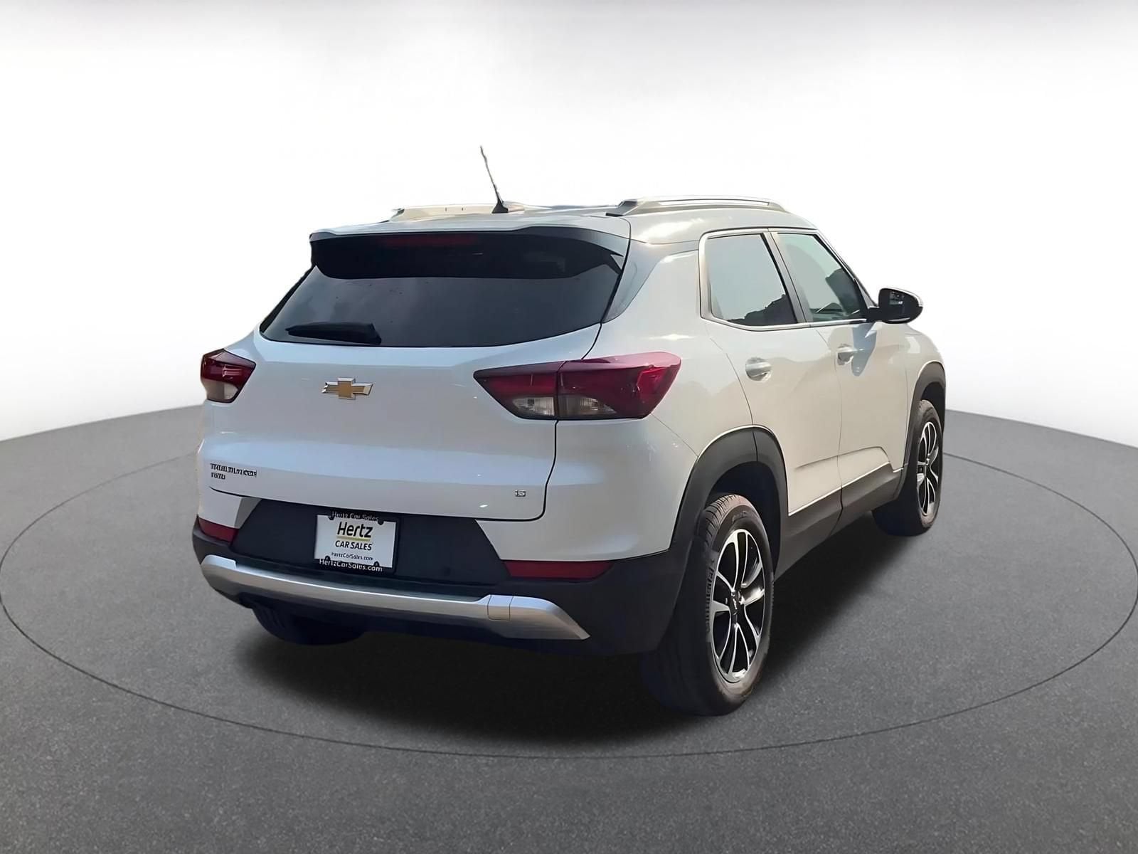 Thumbnail: 2025 Chevrolet TrailBlazer - 14