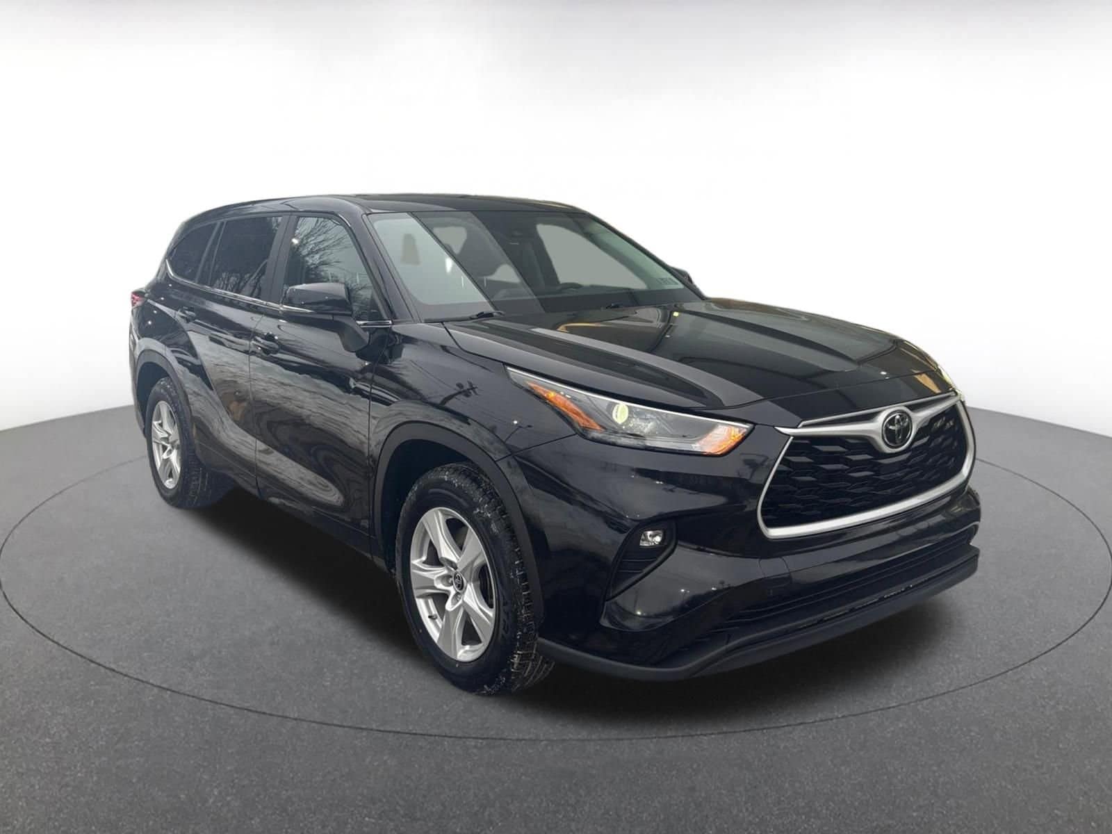 Thumbnail: 2025 Toyota Highlander - 1