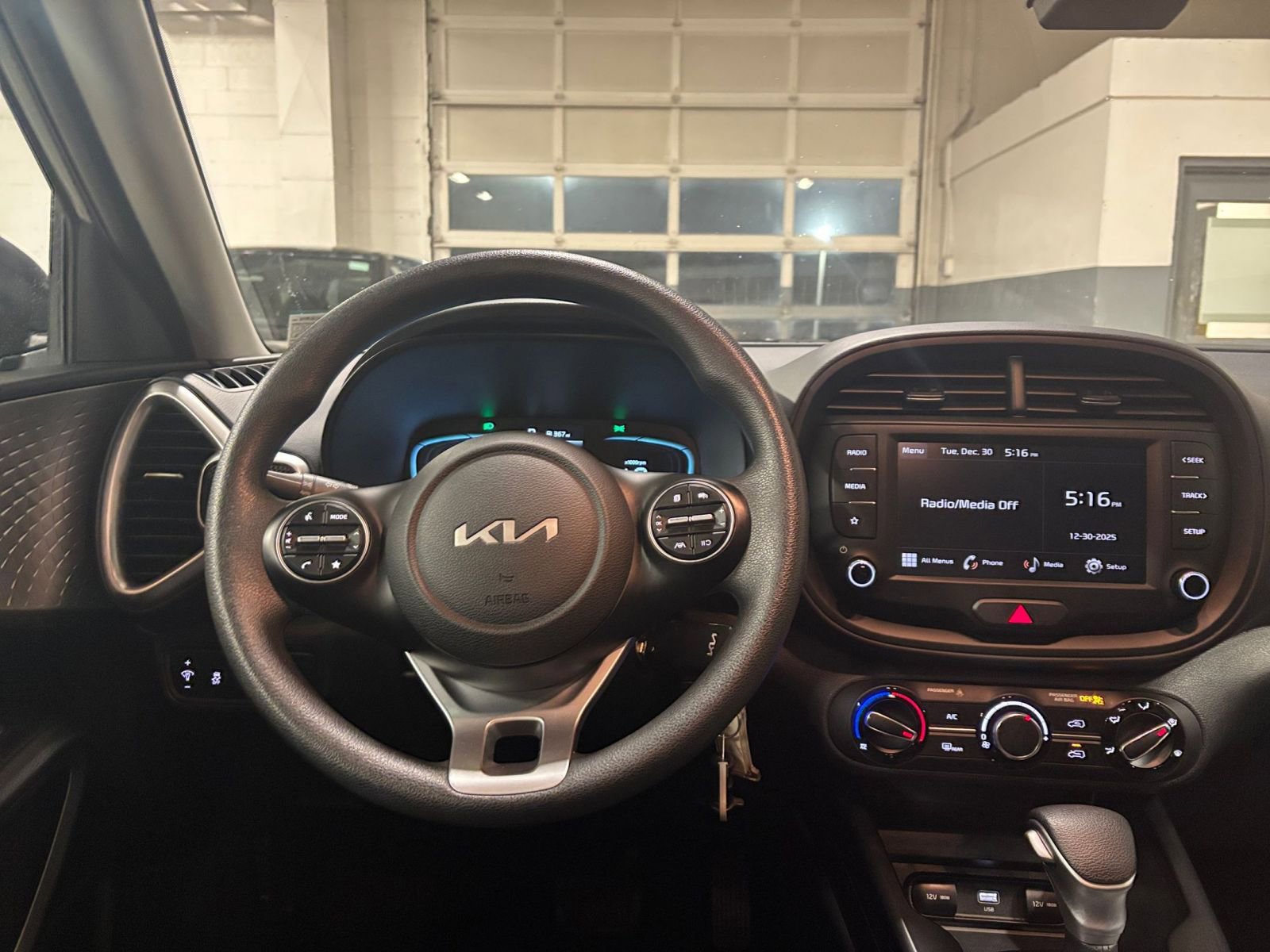 Thumbnail: 2025 Kia Soul - 32