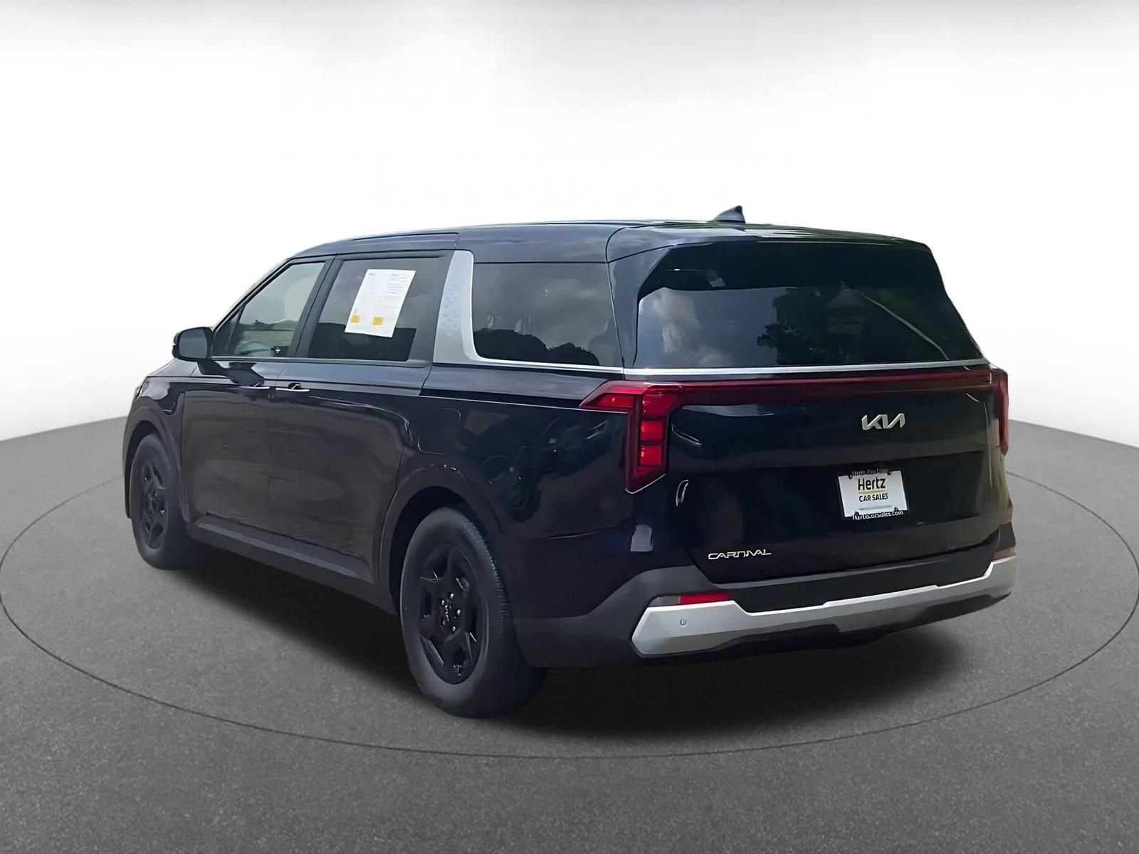Thumbnail: 2026 Kia Carnival - 11
