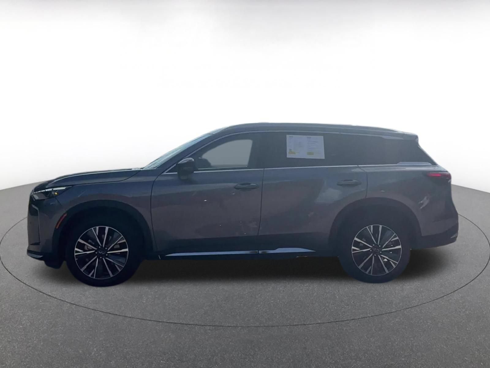 Thumbnail: 2026 INFINITI QX60 - 9