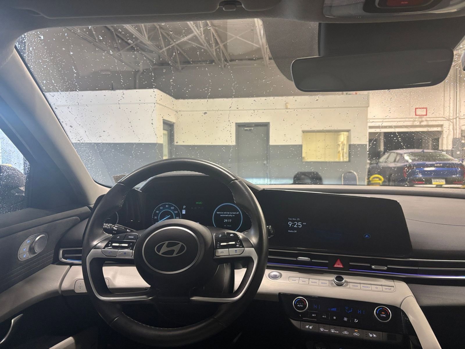 Thumbnail: 2025 Hyundai Elantra - 33