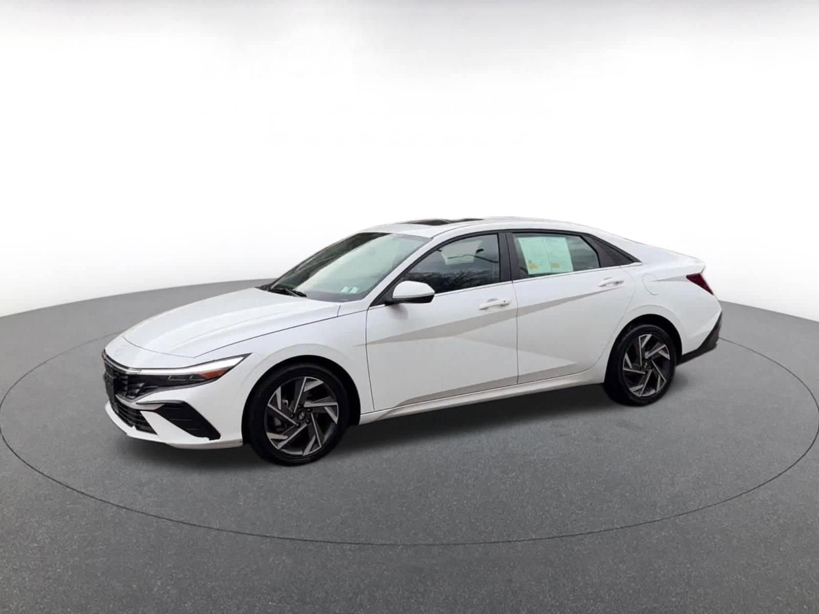 Thumbnail: 2025 Hyundai Elantra - 8