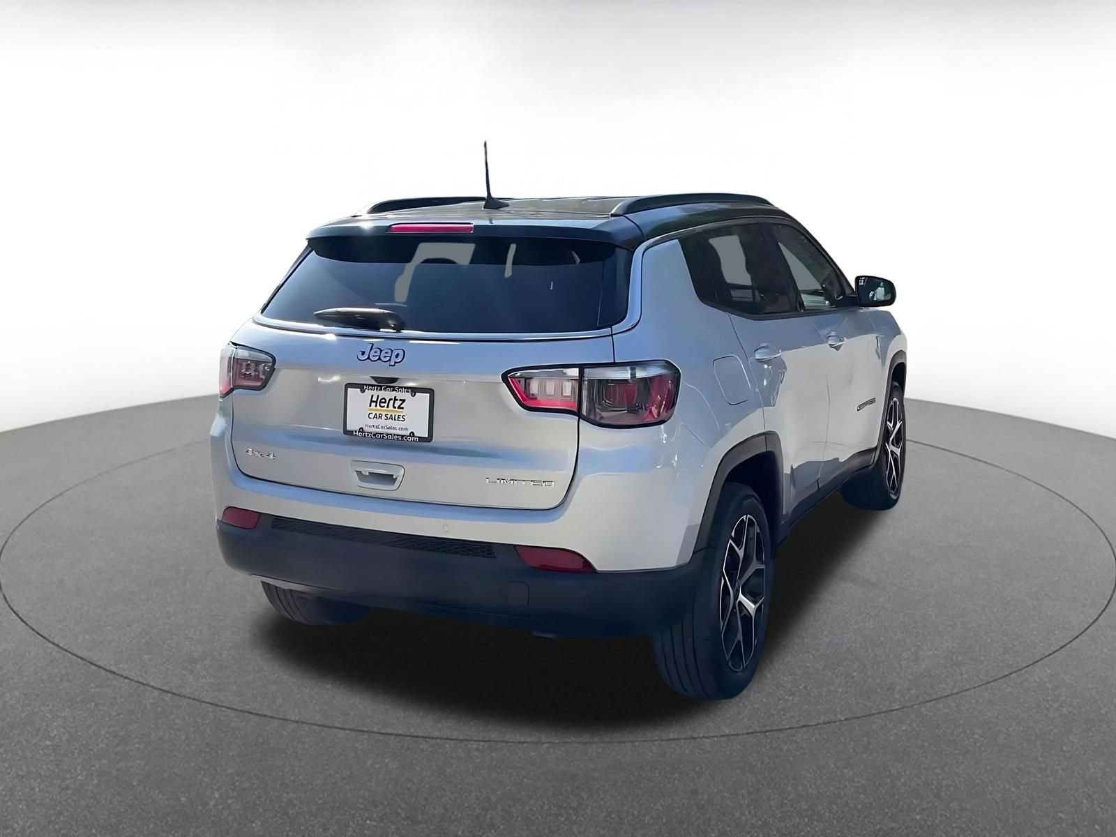 Thumbnail: 2025 Jeep Compass - 15