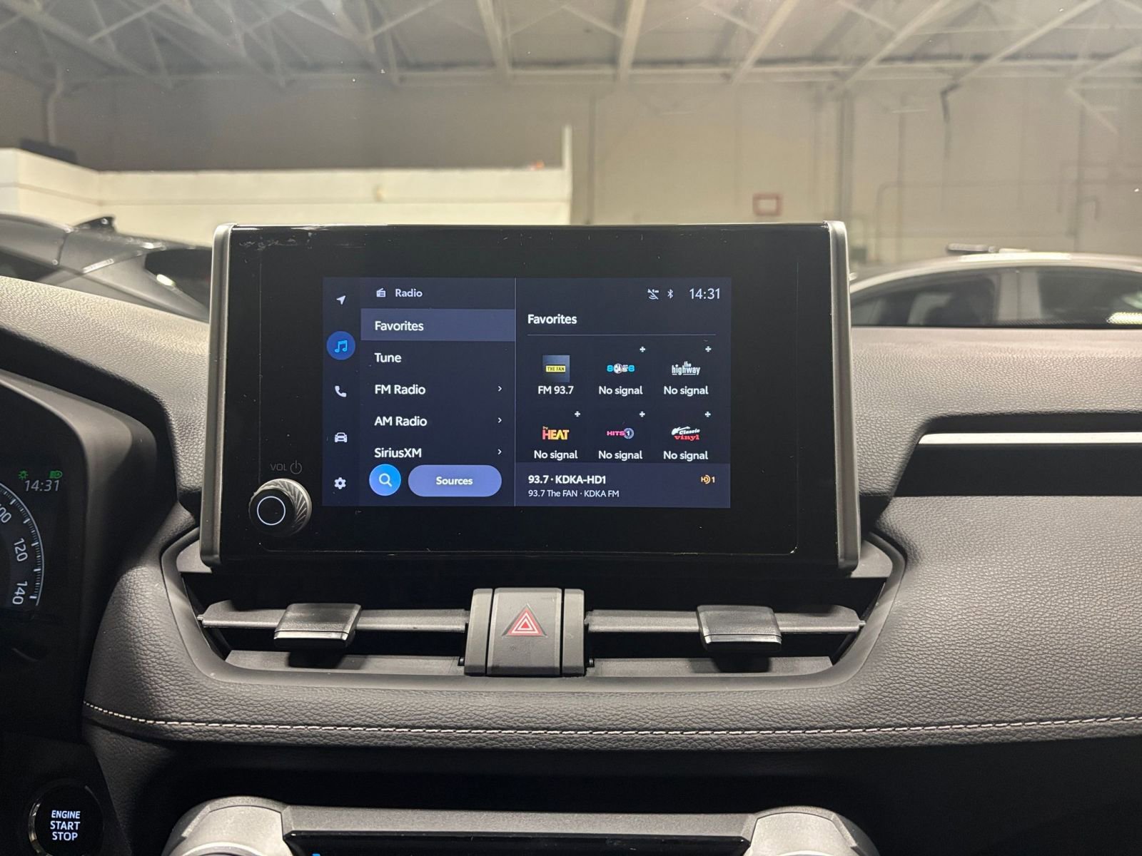 Thumbnail: 2025 Toyota RAV4 - 18