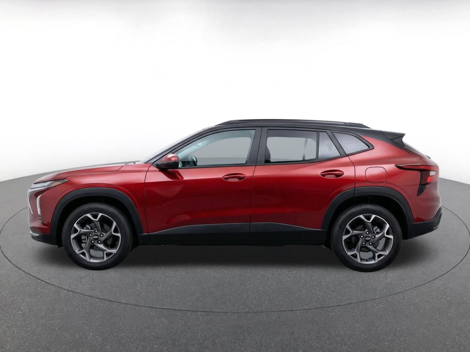 Thumbnail: 2025 Chevrolet Trax - 4