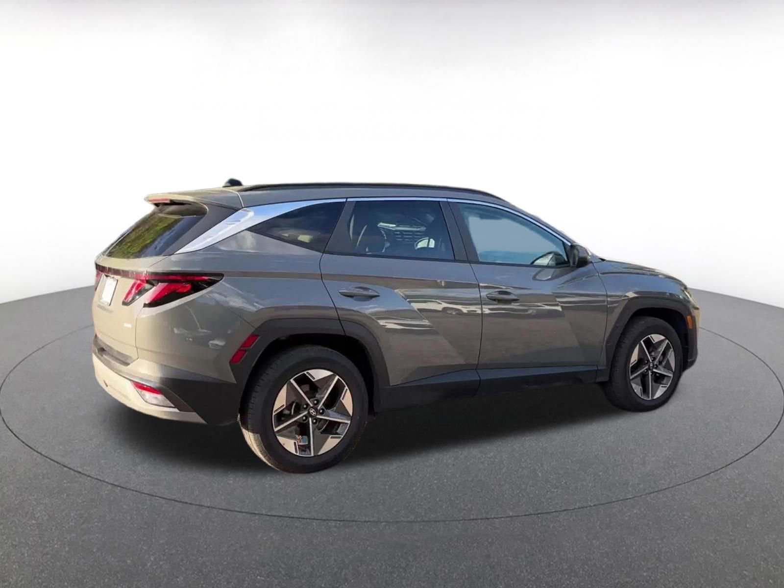 Thumbnail: 2025 Hyundai Tucson - 14