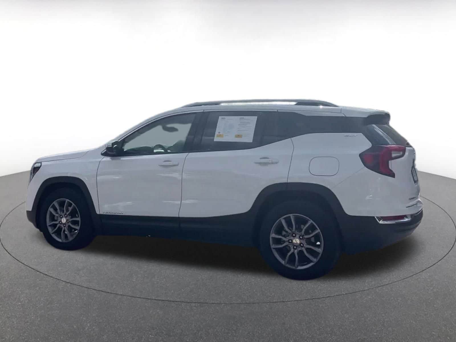 Thumbnail: 2024 GMC Terrain - 9