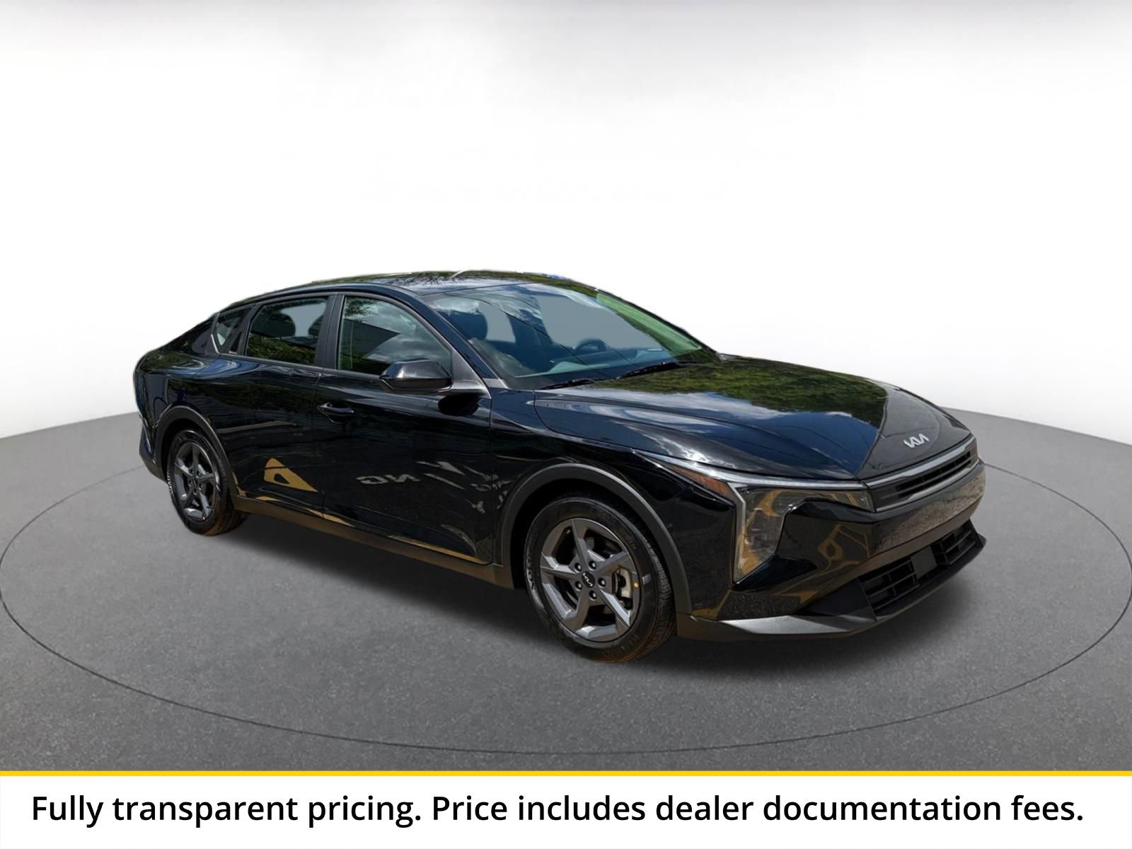 Thumbnail: 2025 Kia K4 - 1