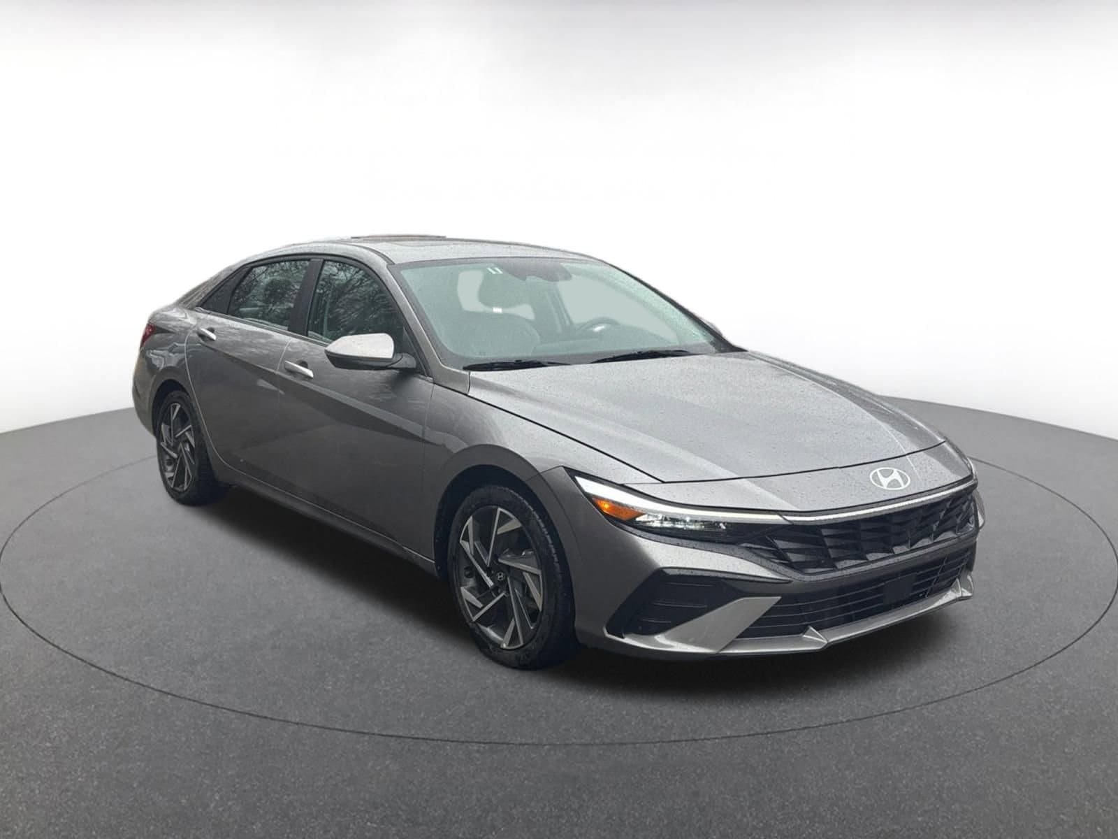 Thumbnail: 2025 Hyundai Elantra - 1