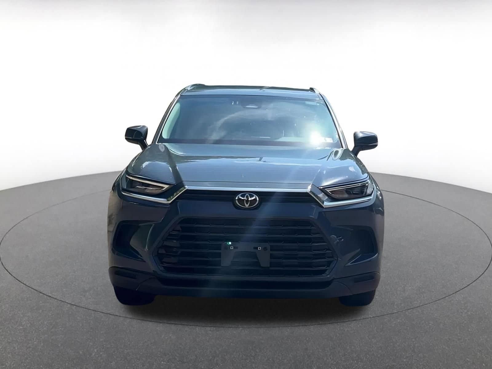 Thumbnail: 2024 Toyota Grand Highlander - 4