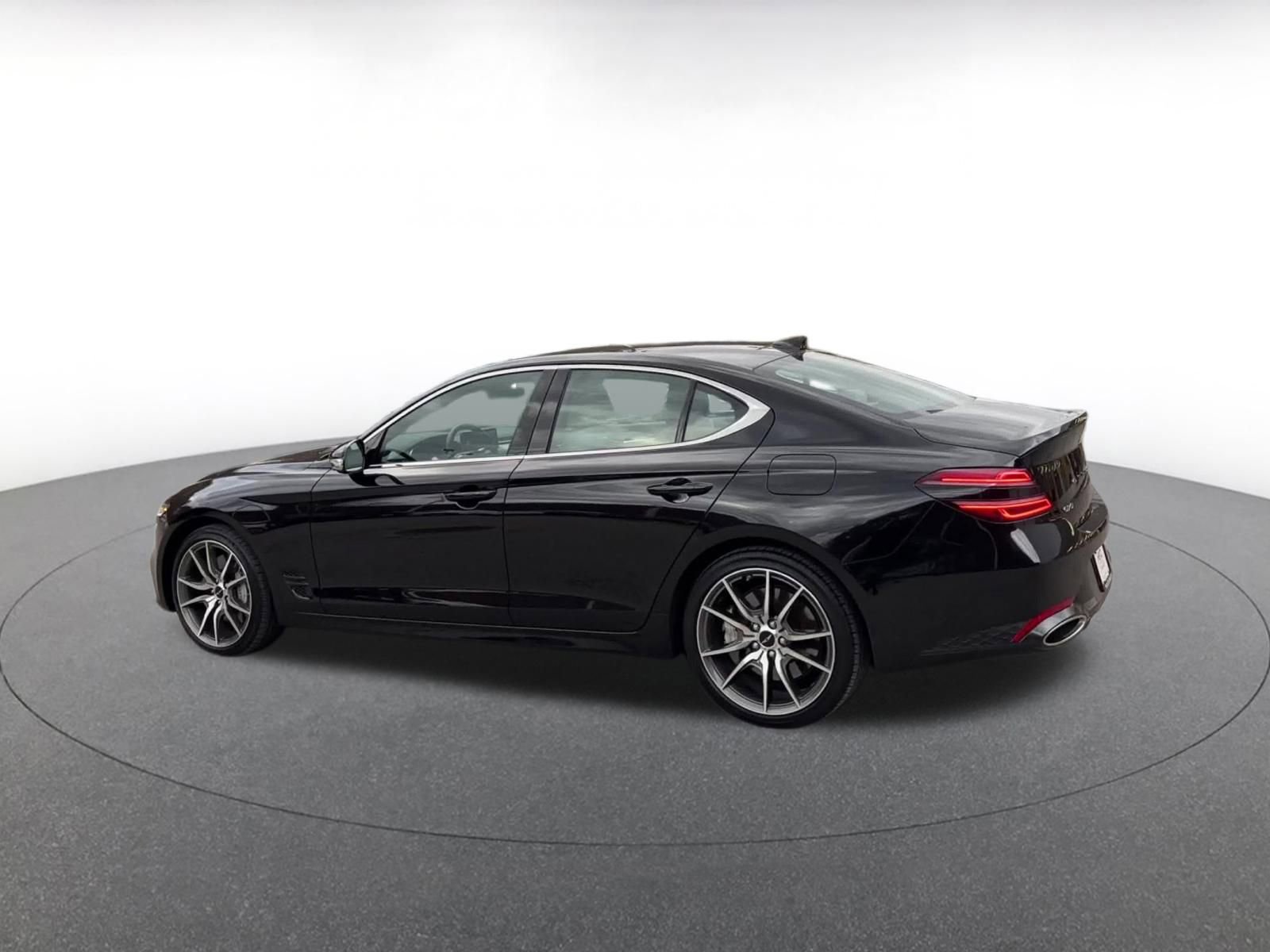 Thumbnail: 2025 Genesis G70 - 10