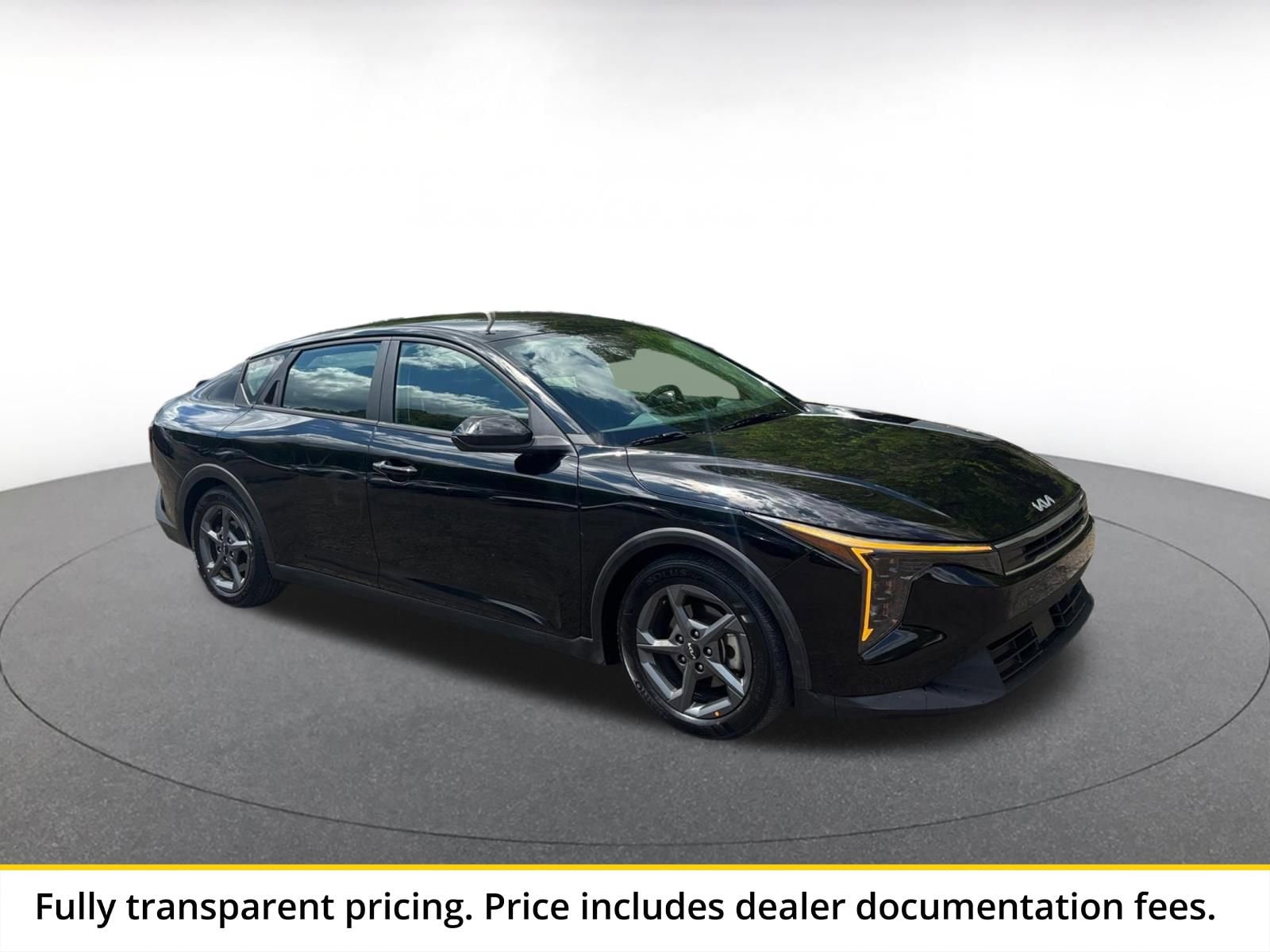 Thumbnail: 2025 Kia K4 - 1