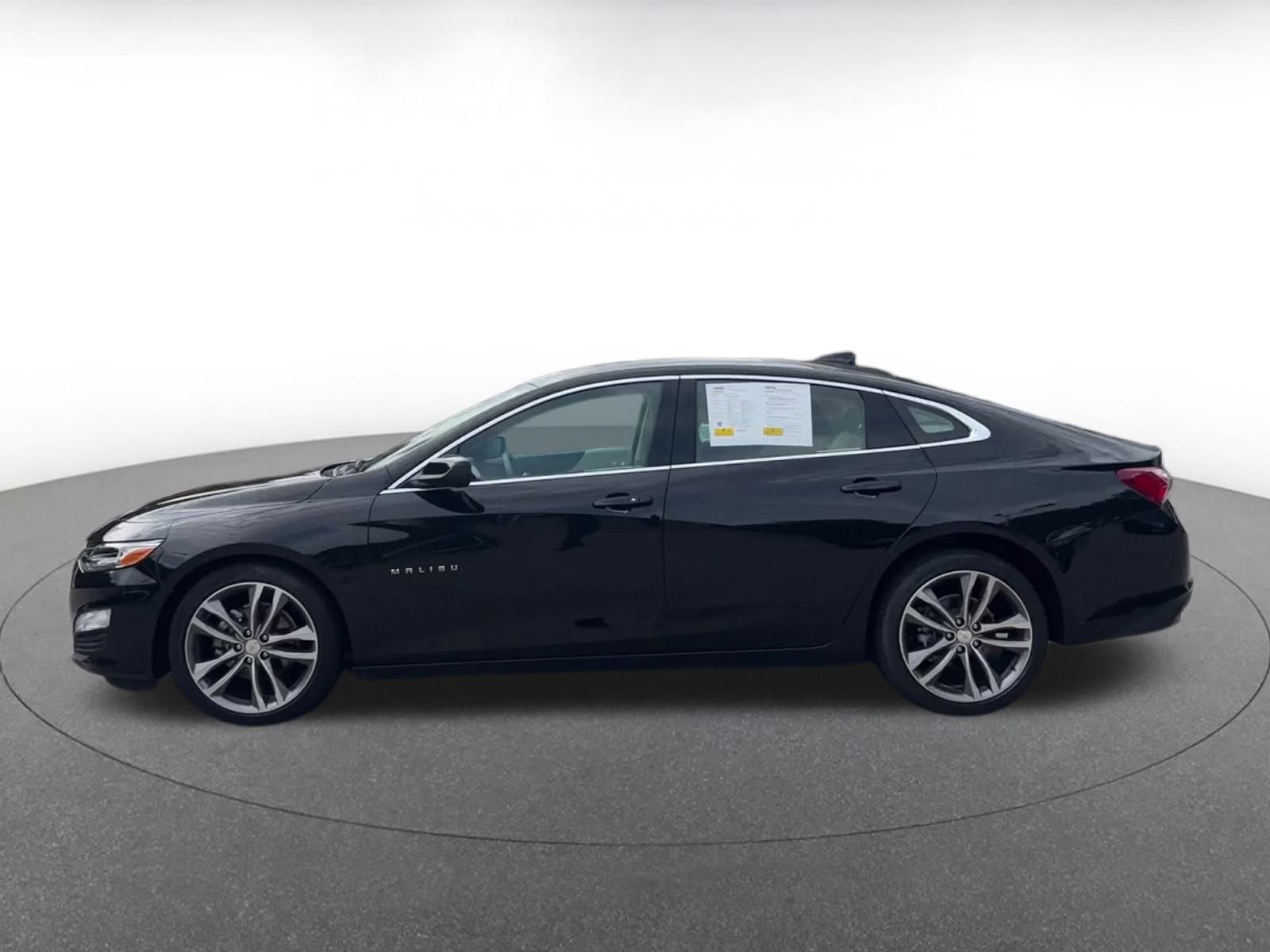 Thumbnail: 2024 Chevrolet Malibu - 9