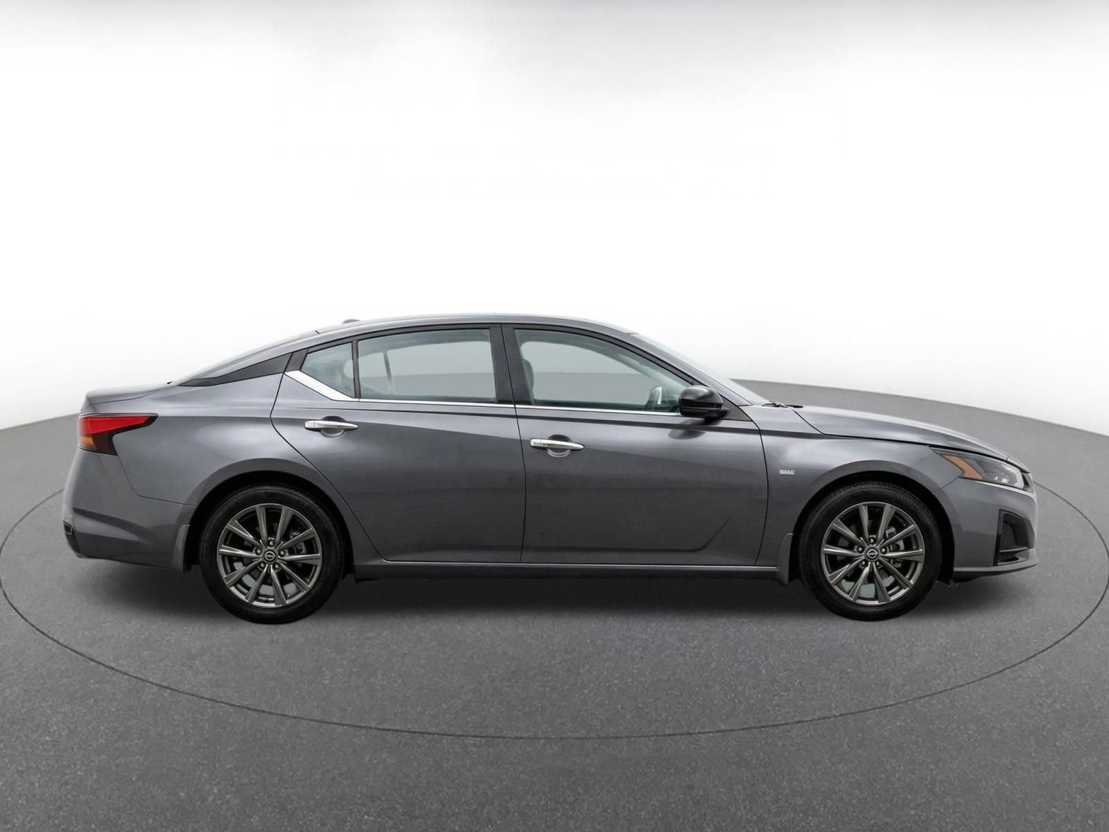 Thumbnail: 2025 Nissan Altima - 10