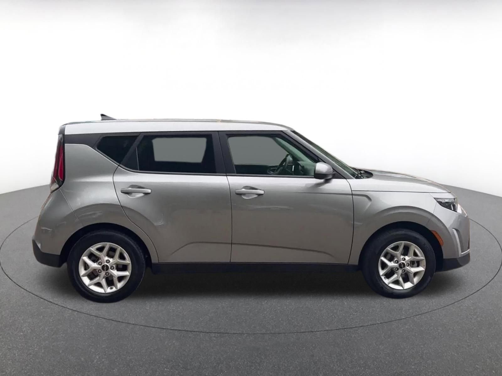 Thumbnail: 2025 Kia Soul - 16