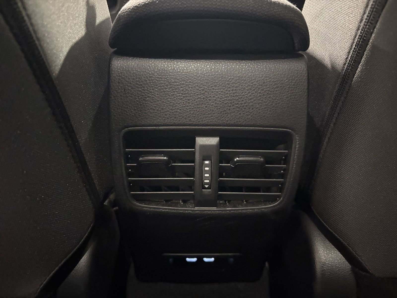 Thumbnail: 2025 Toyota Corolla Cross - 23