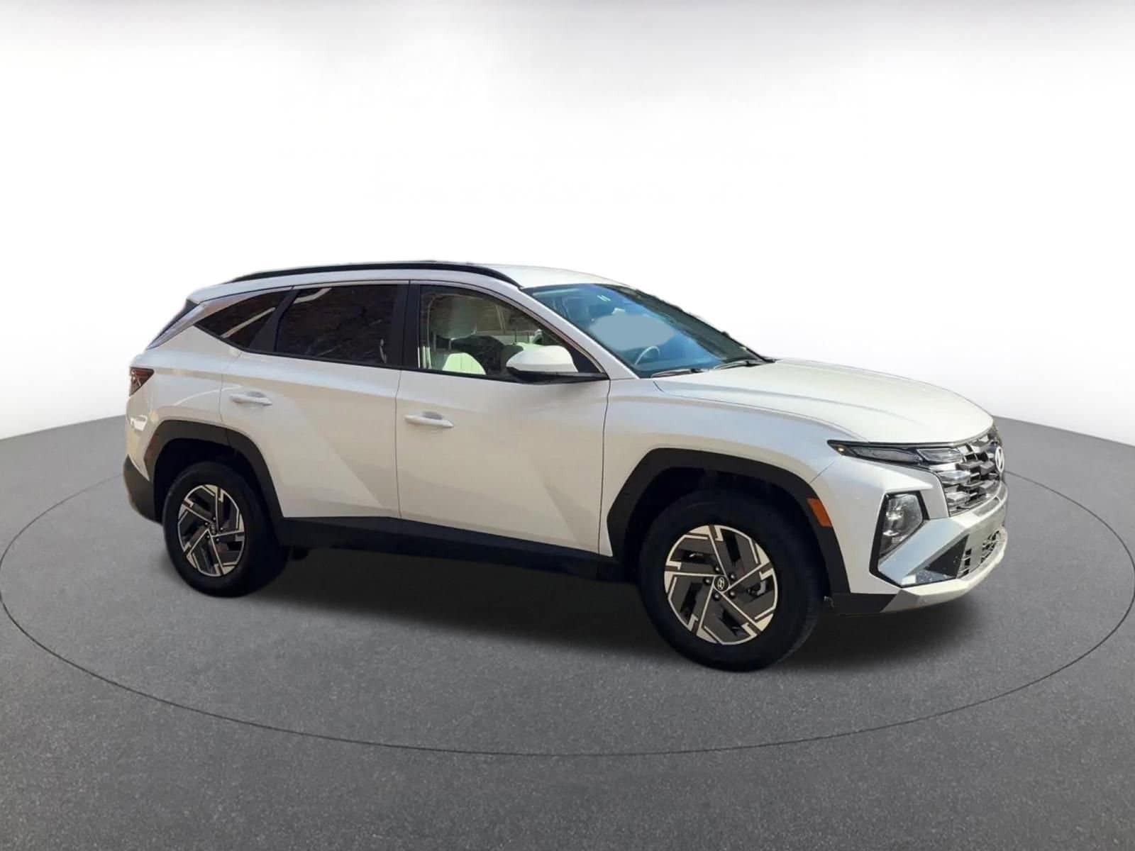 Thumbnail: 2025 Hyundai Tucson - 2