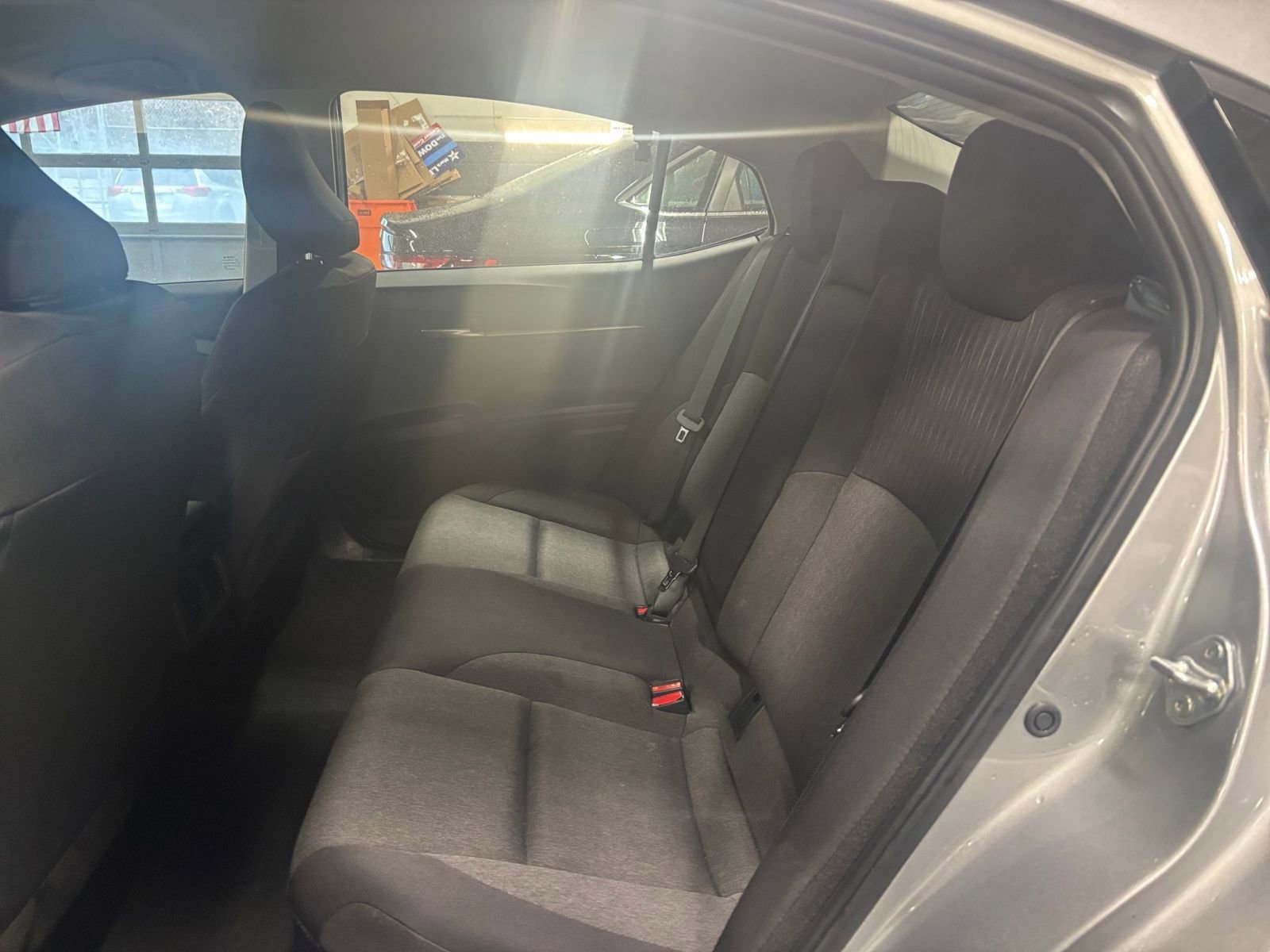 Thumbnail: 2025 Toyota Camry - 25