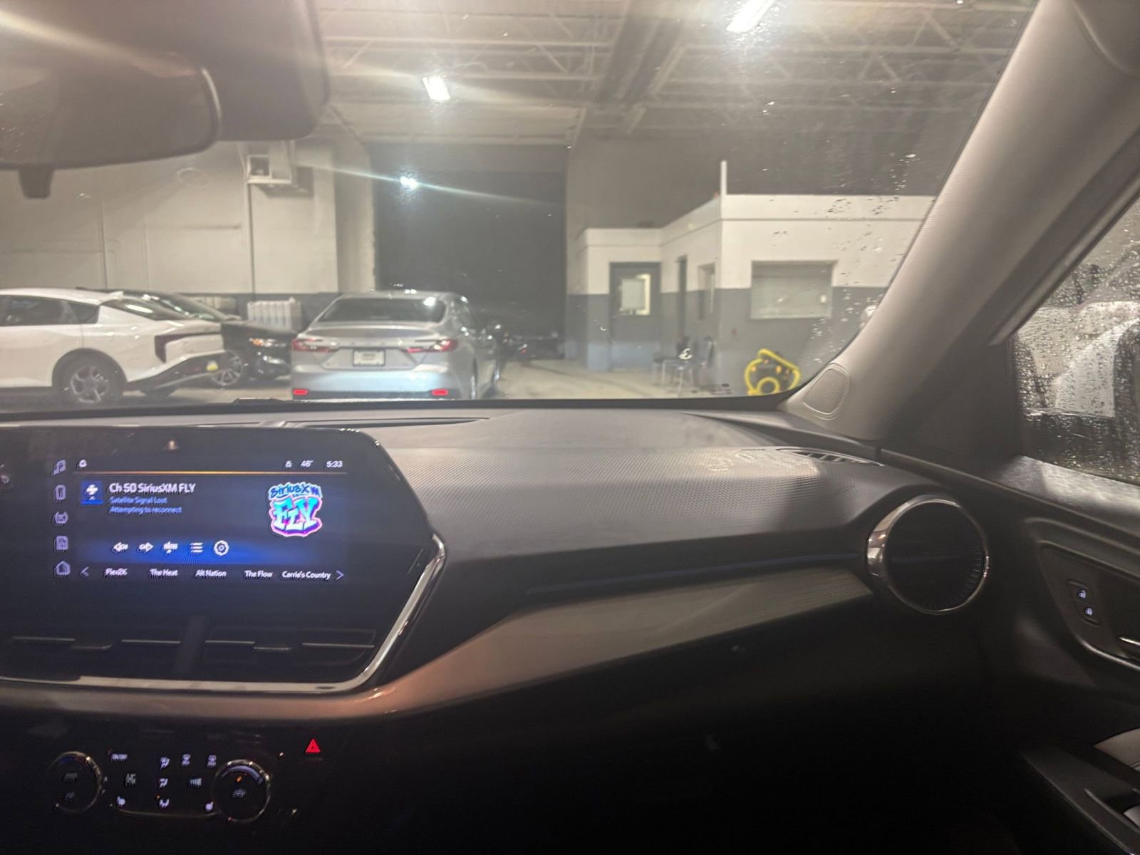 Thumbnail: 2025 Chevrolet Trax - 34