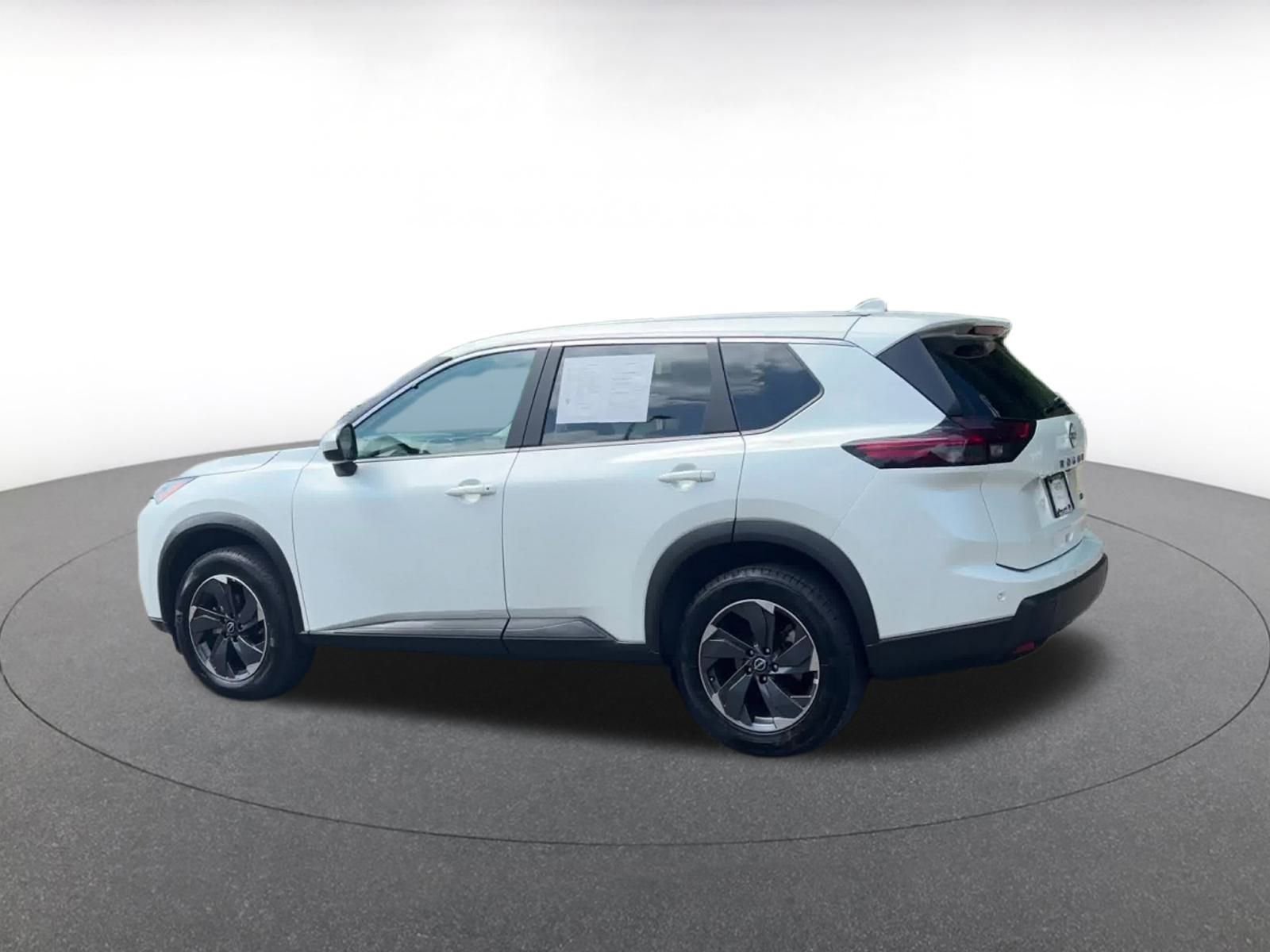 Thumbnail: 2024 Nissan Rogue - 11