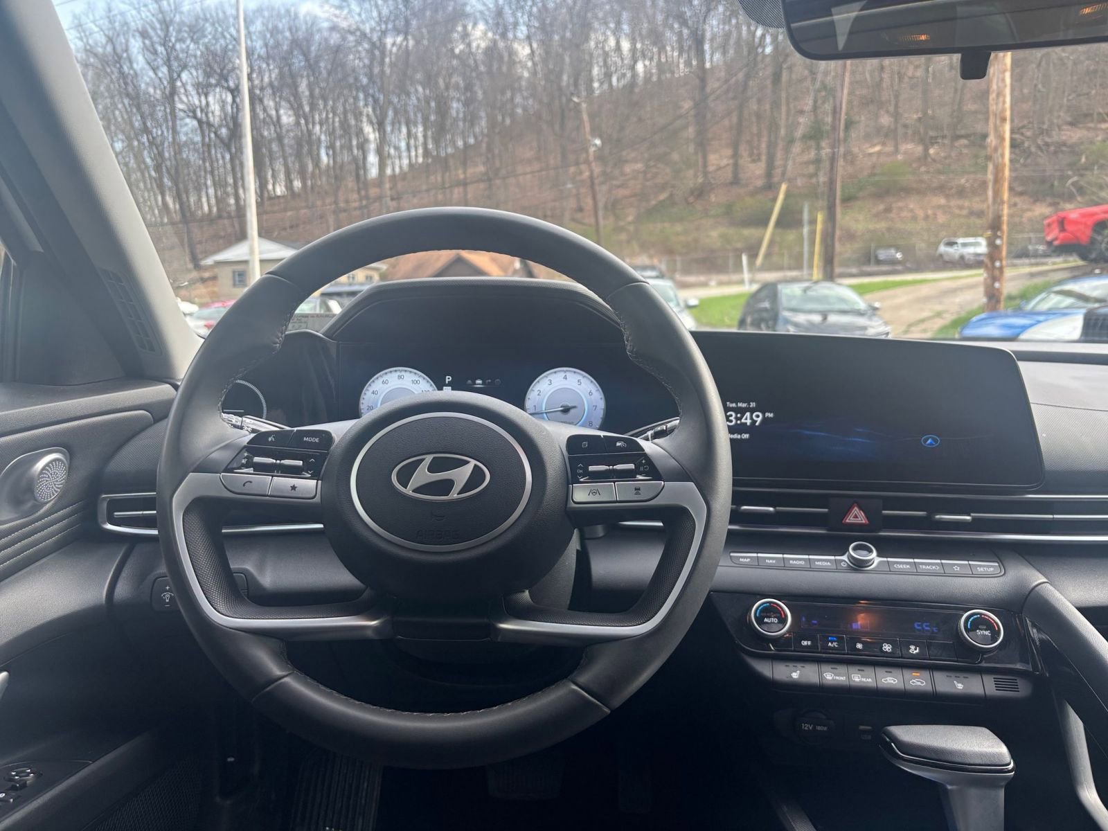 Thumbnail: 2025 Hyundai Elantra - 35