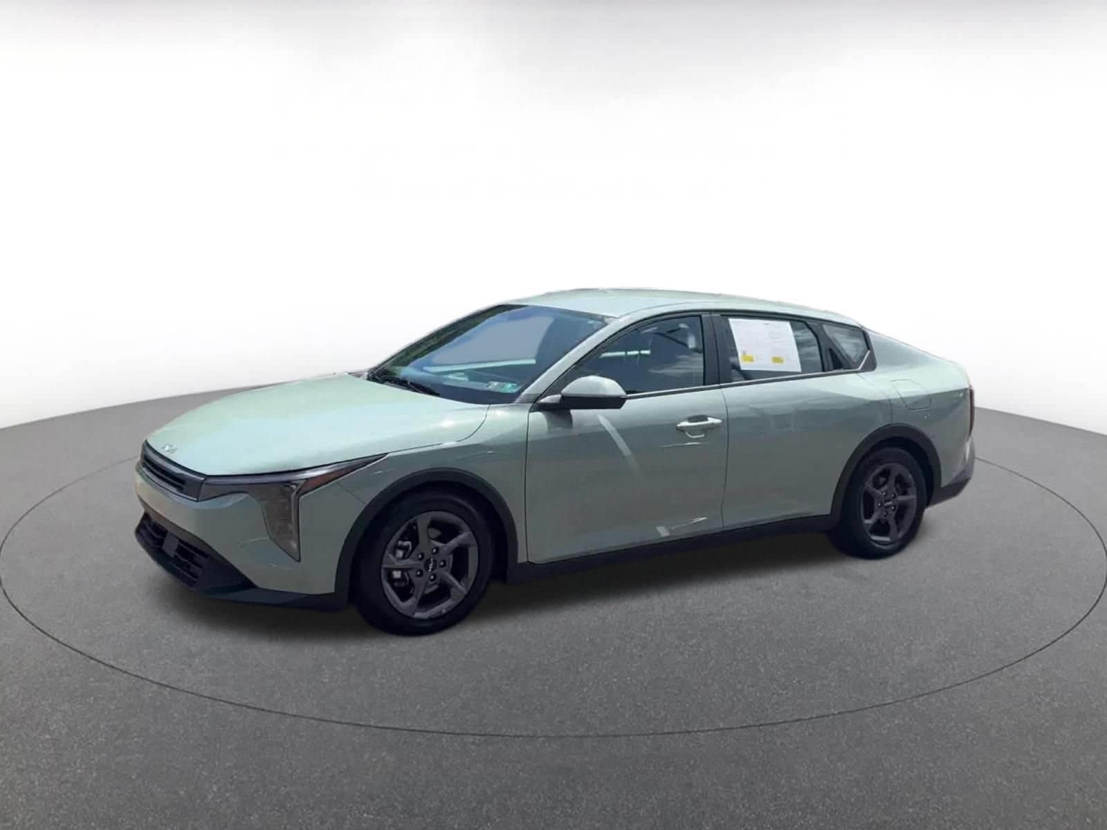 Thumbnail: 2025 Kia K4 - 8