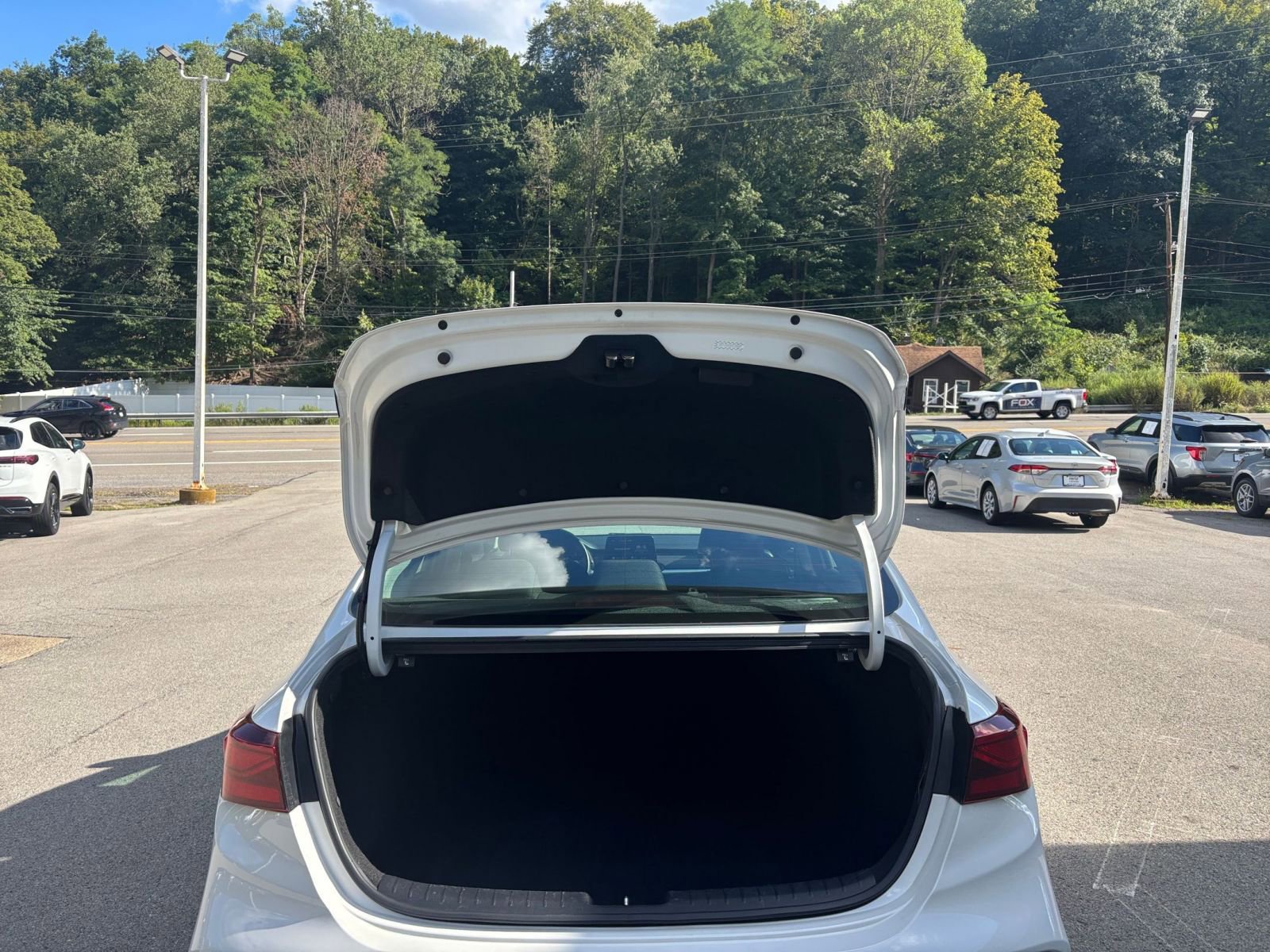 Thumbnail: 2024 Kia Forte - 29
