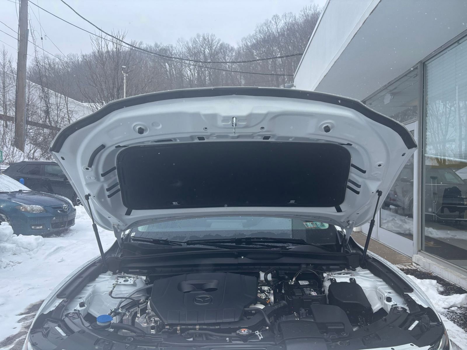 Thumbnail: 2025 Mazda CX-50 - 33