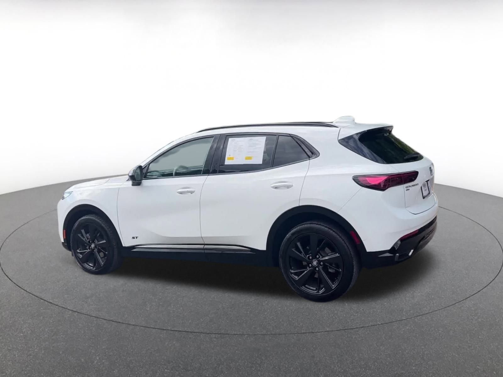 Thumbnail: 2024 Buick Envision - 10