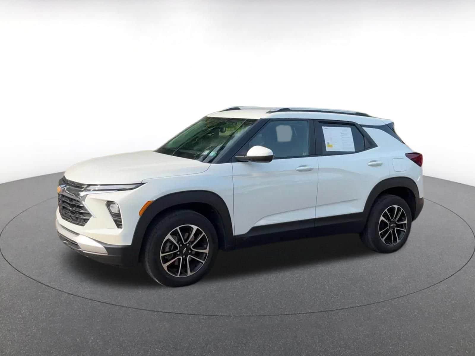 Thumbnail: 2025 Chevrolet TrailBlazer - 8