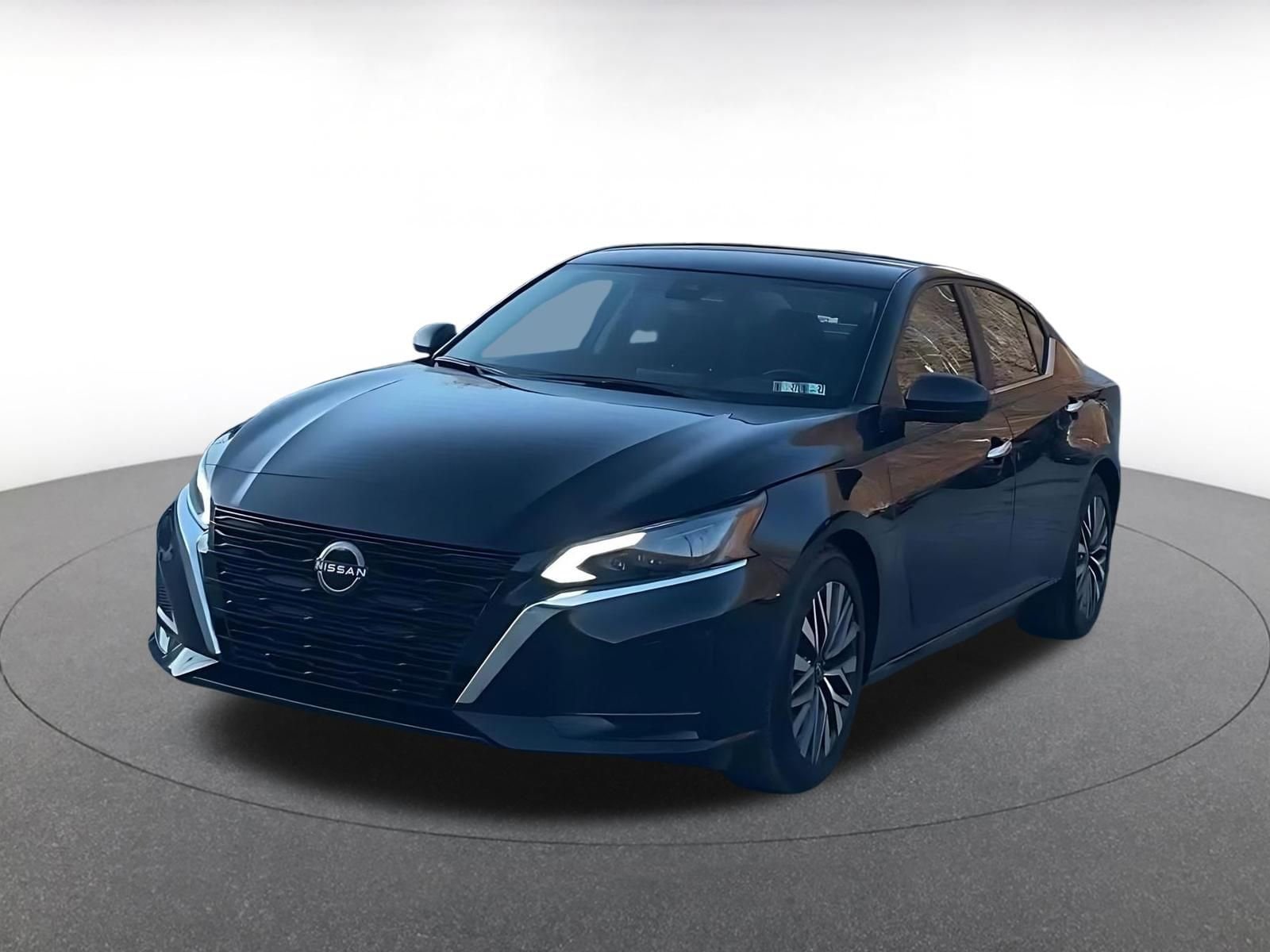 Thumbnail: 2025 Nissan Altima - 7