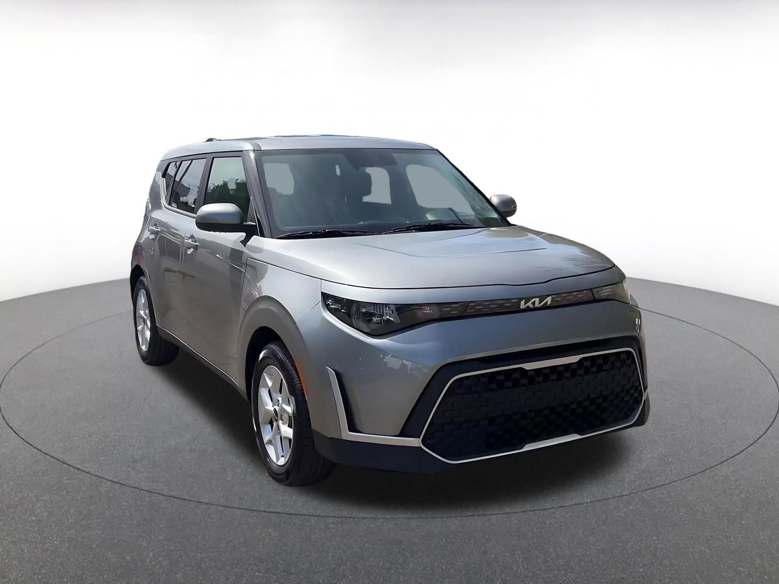 Thumbnail: 2025 Kia Soul - 3