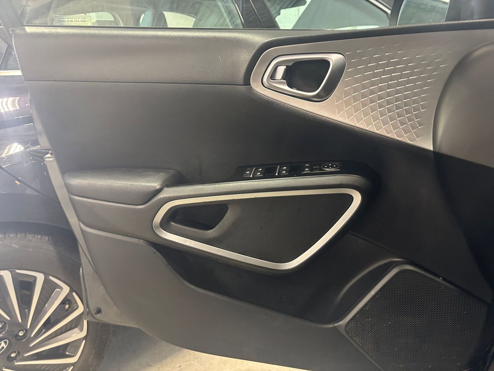 Thumbnail: 2025 Kia Soul - 18