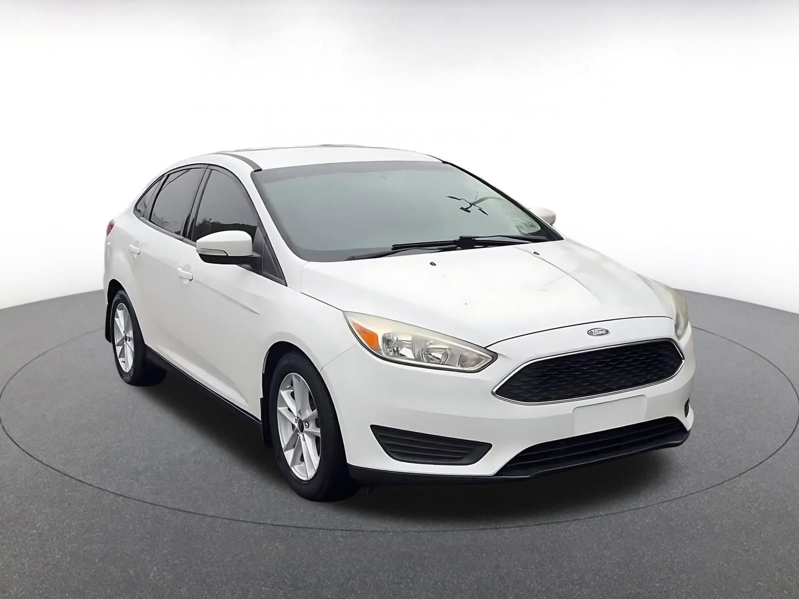 Thumbnail: 2017 Ford Focus - 3